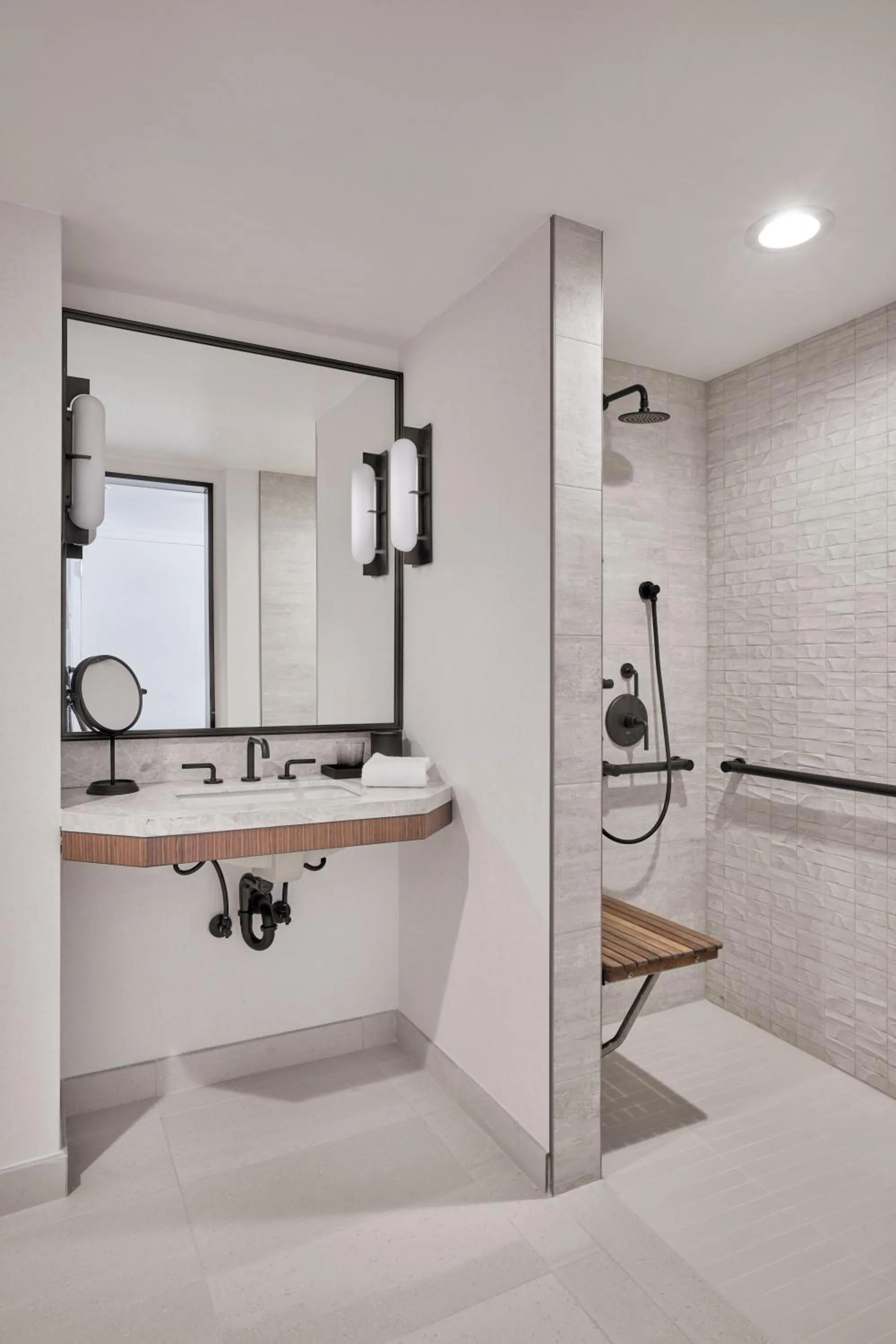 Bathroom in Le Meridien San Francisco