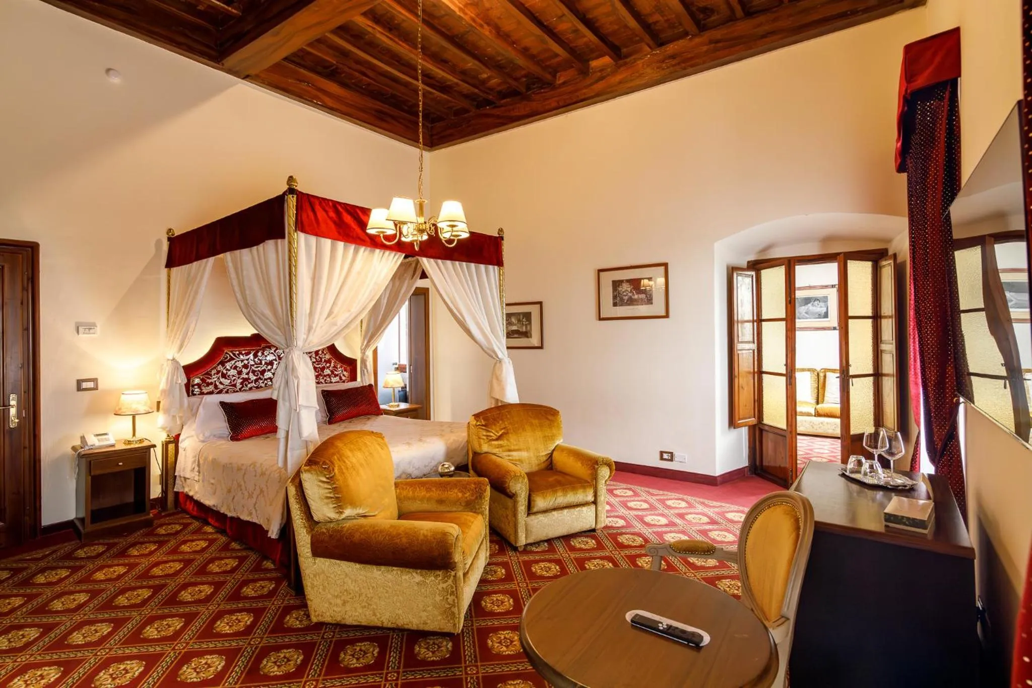 Bed in Villa Lecchi Hotel Wellness