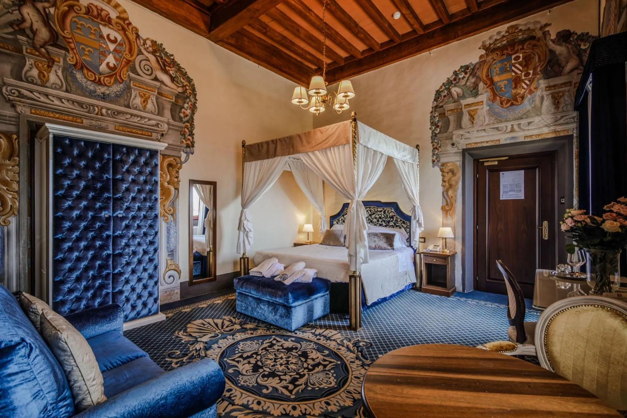 Bed in Villa Lecchi Hotel Wellness