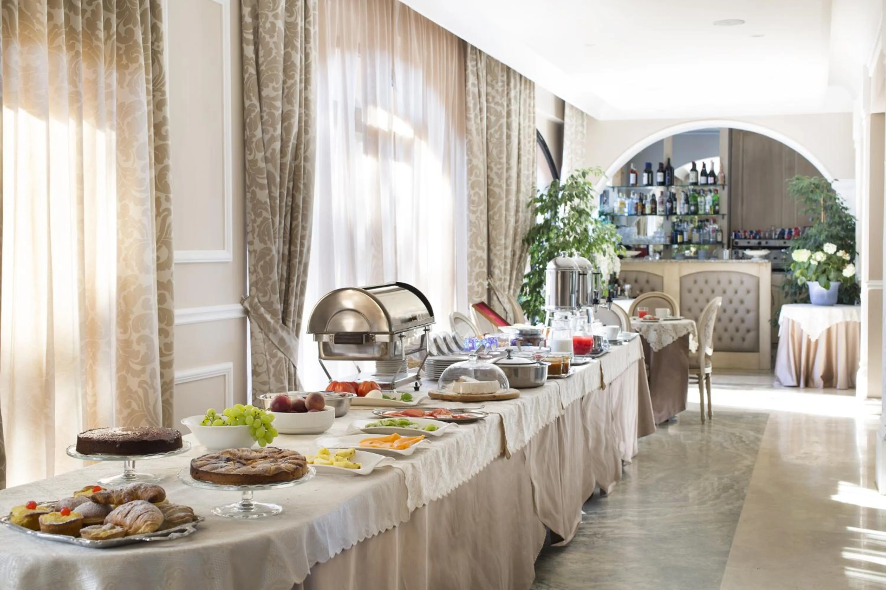 Breakfast in Villa Lecchi Hotel Wellness