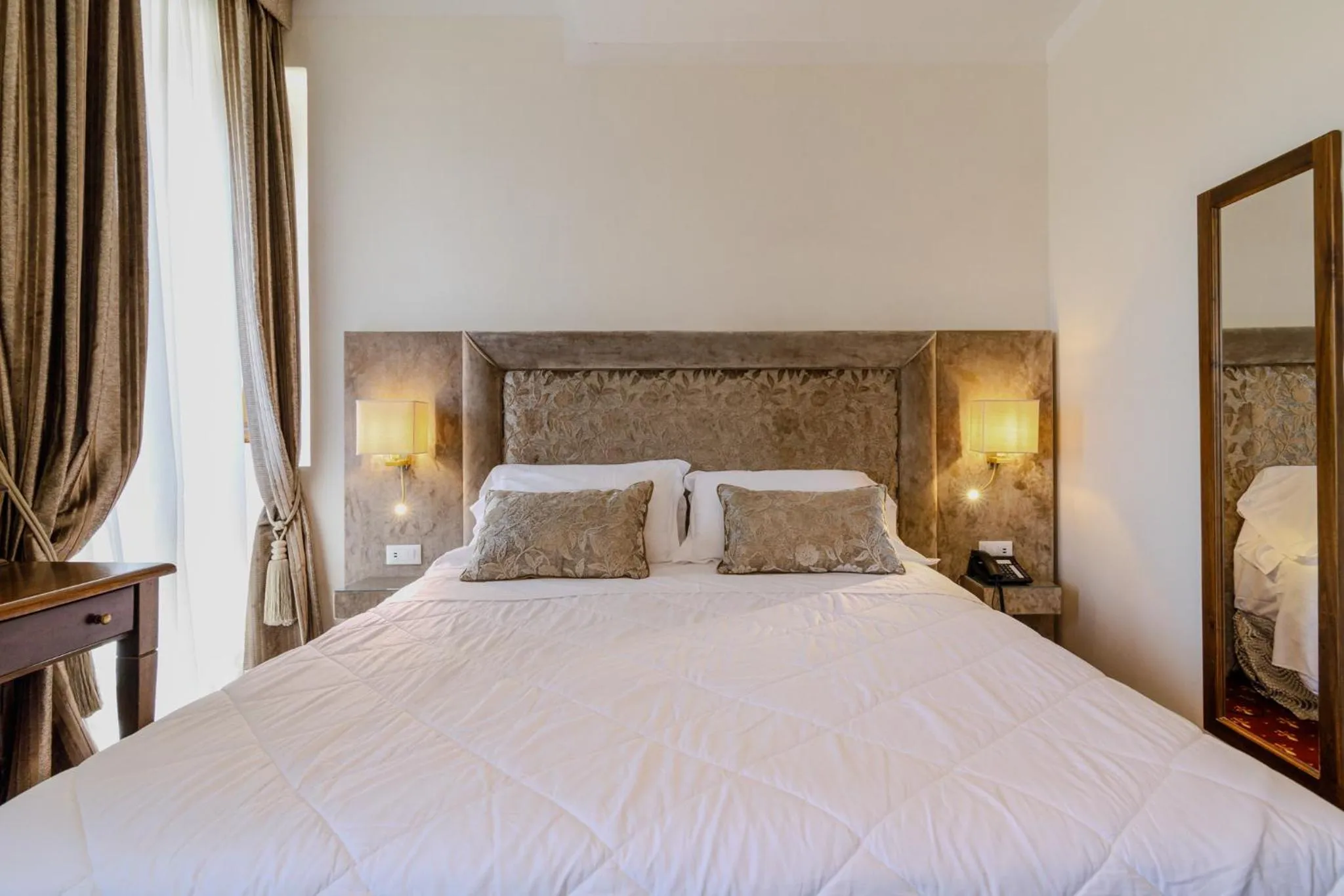 Bed in Villa Lecchi Hotel Wellness