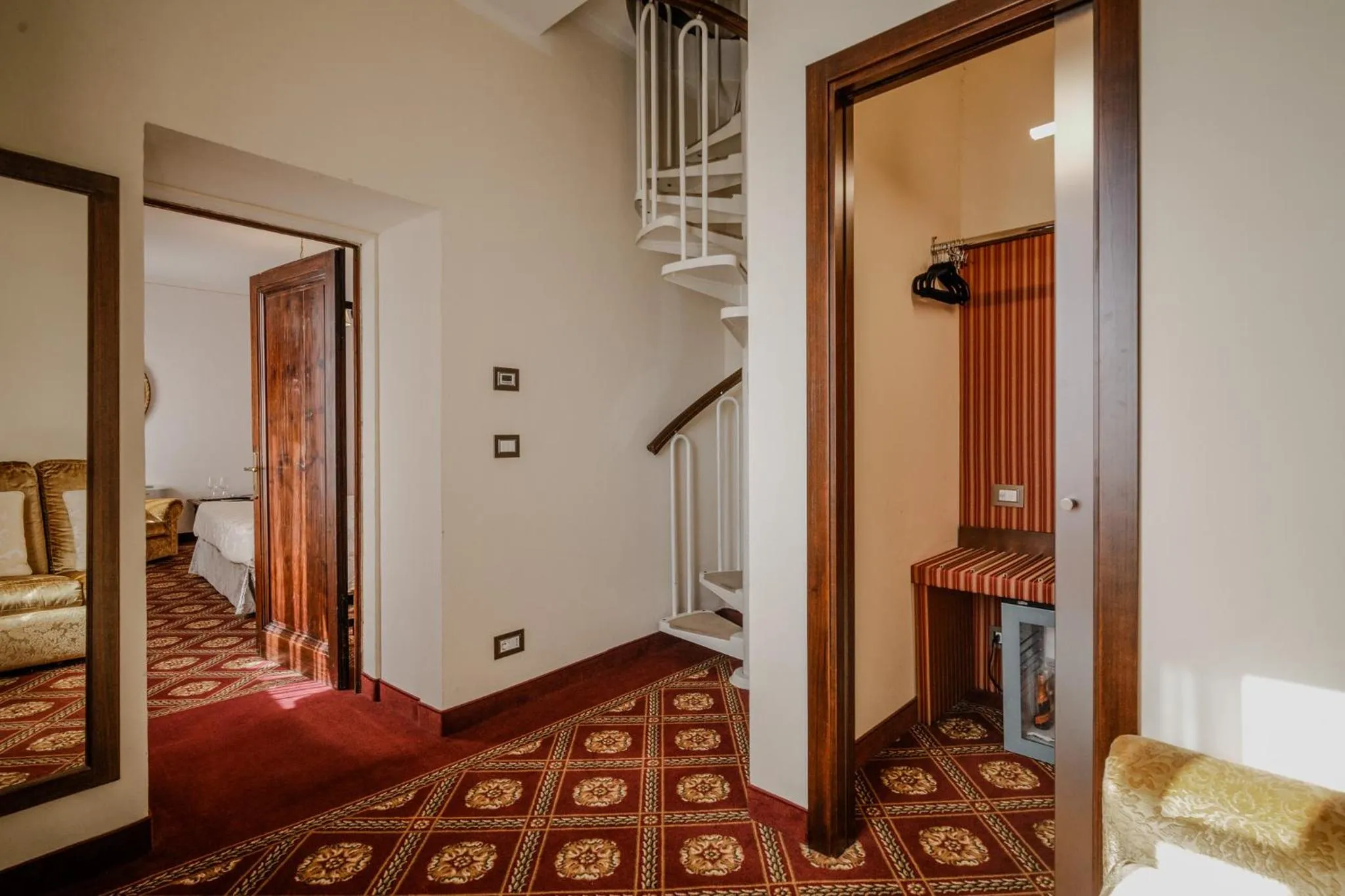 Bed in Villa Lecchi Hotel Wellness