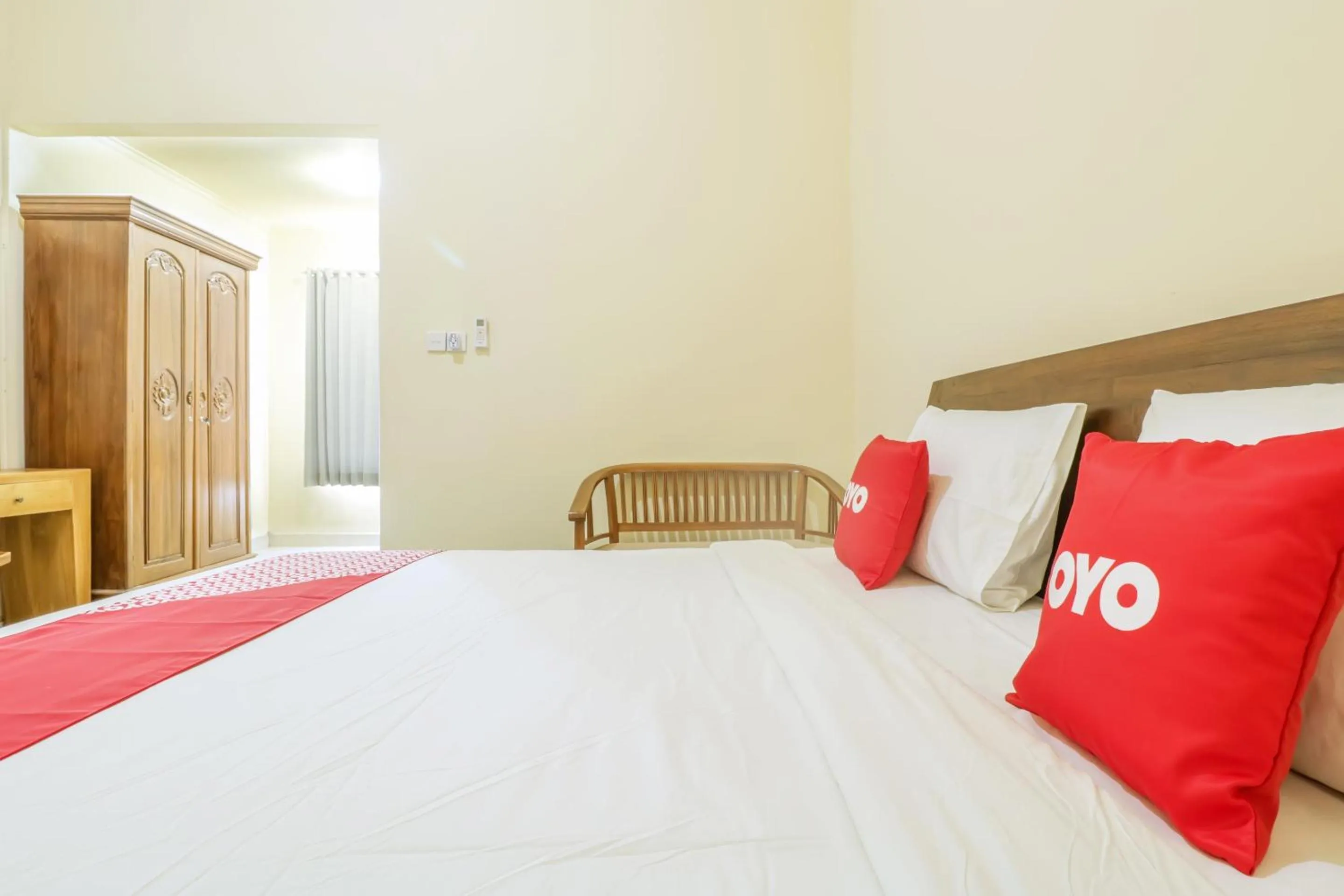 Bedroom in OYO 1684 Marina Suite Apartment Bali