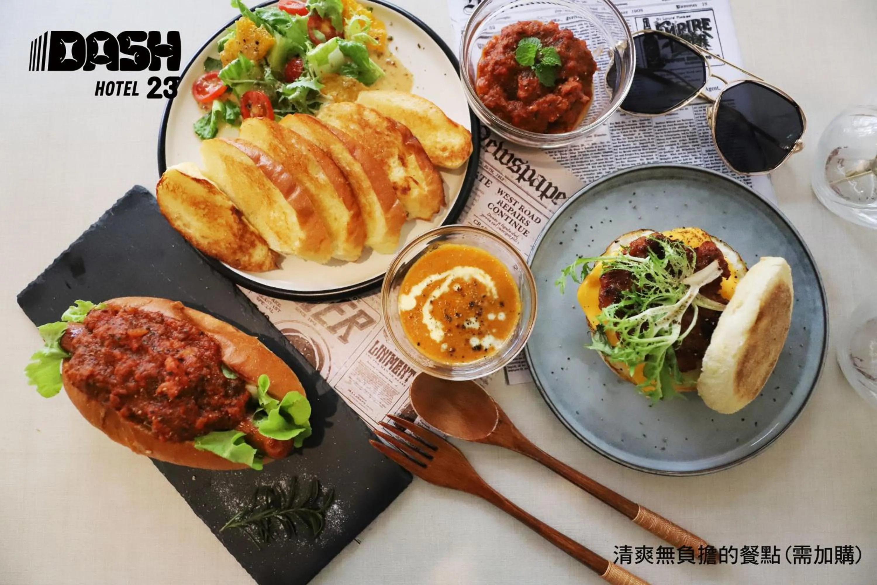 Food in Dash 23 Hotel