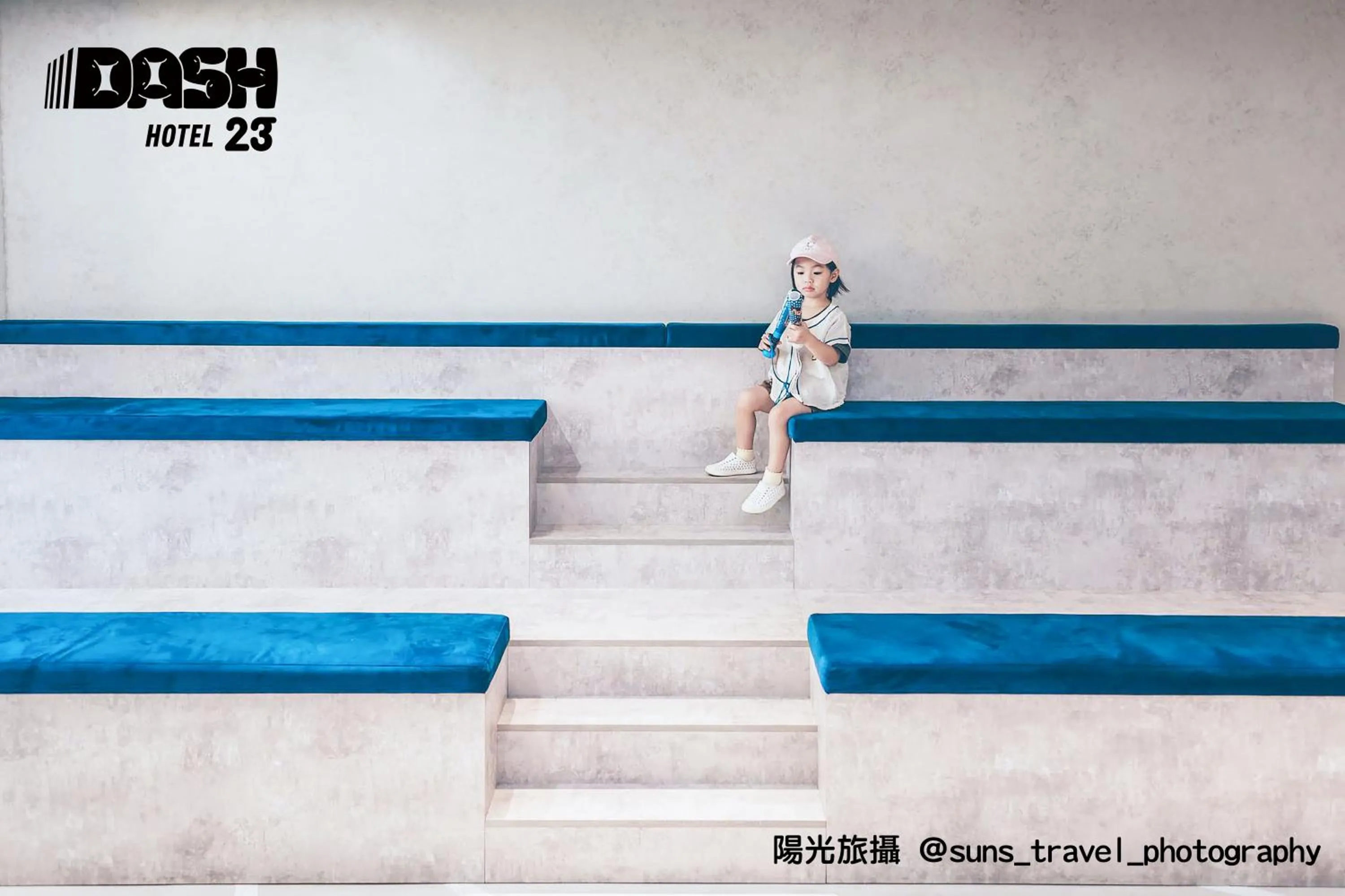 Lounge or bar, Bed in Dash 23 Hotel