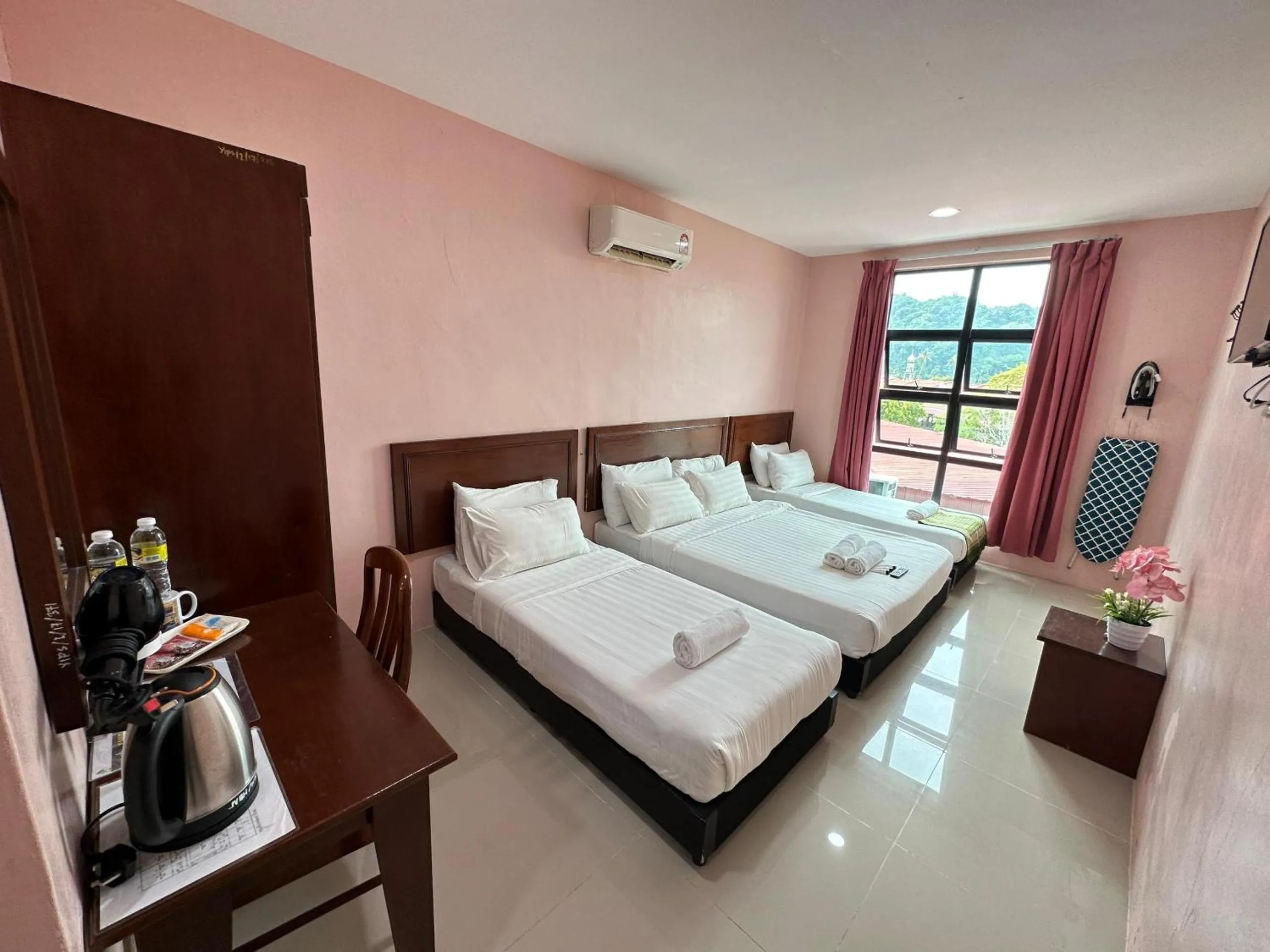 Bed in Noor Boutique Hotel