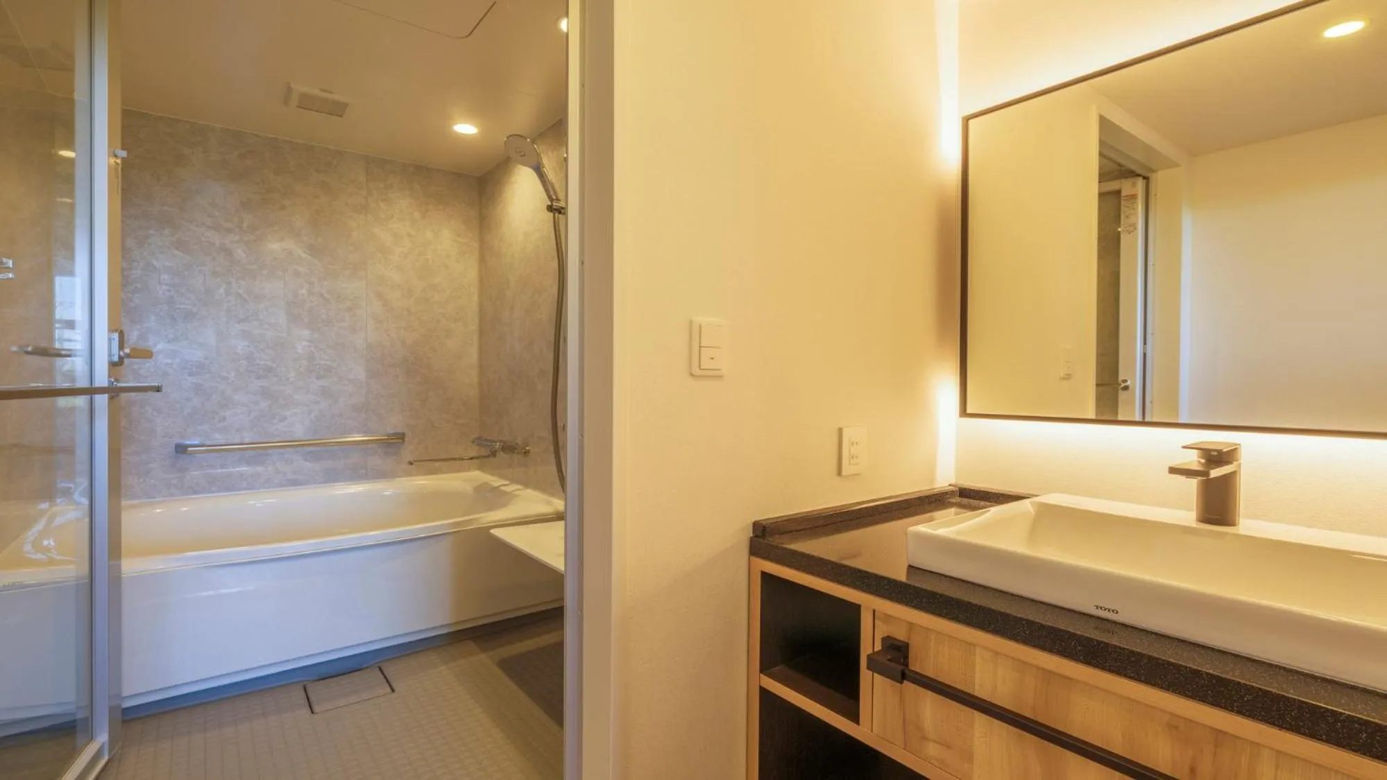 pet friendly, Bed in KAMENOI HOTEL Ome