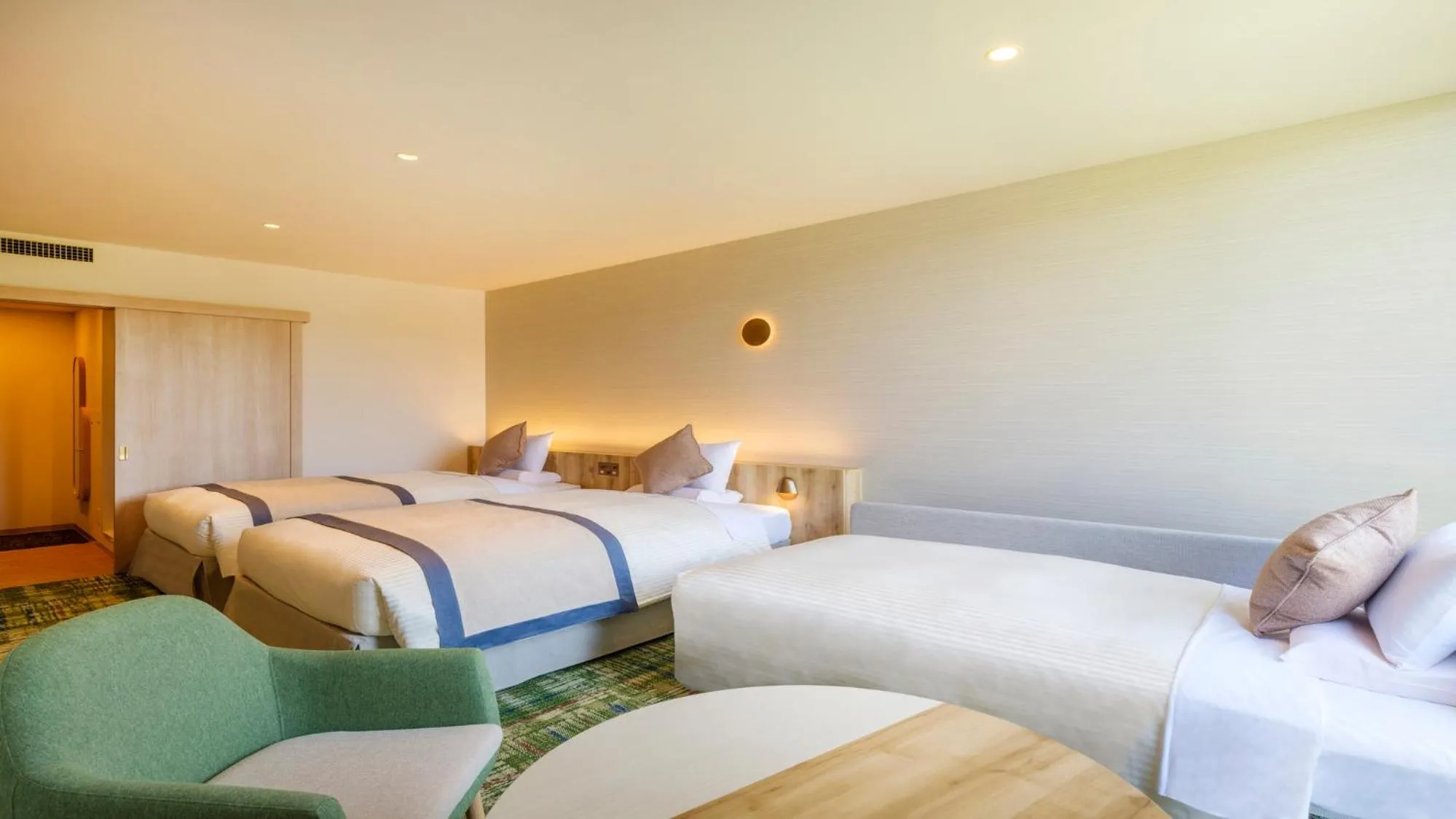 Photo of the whole room, Bed in KAMENOI HOTEL Ome