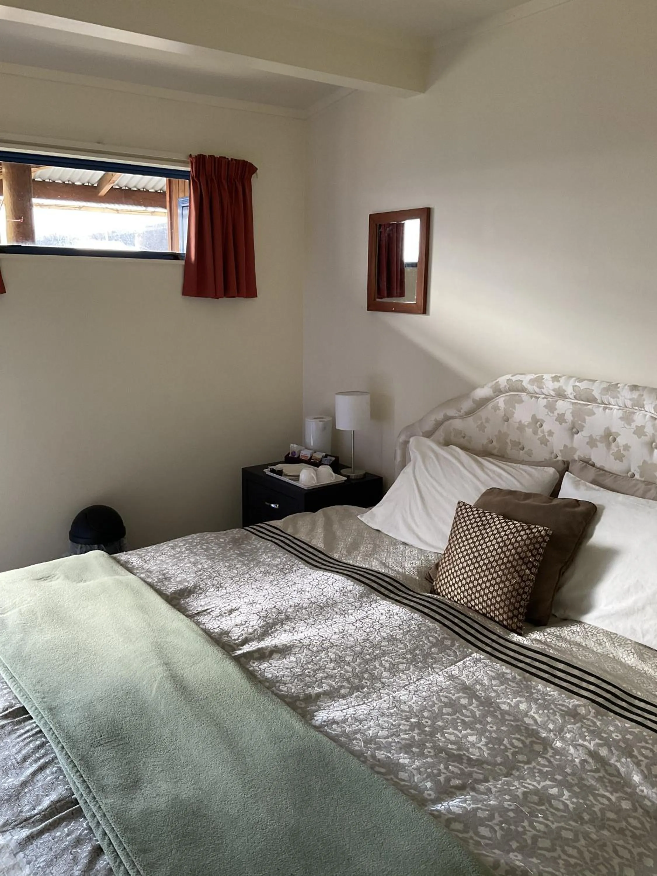 Bedroom, Bed in Tongariro River Retreat