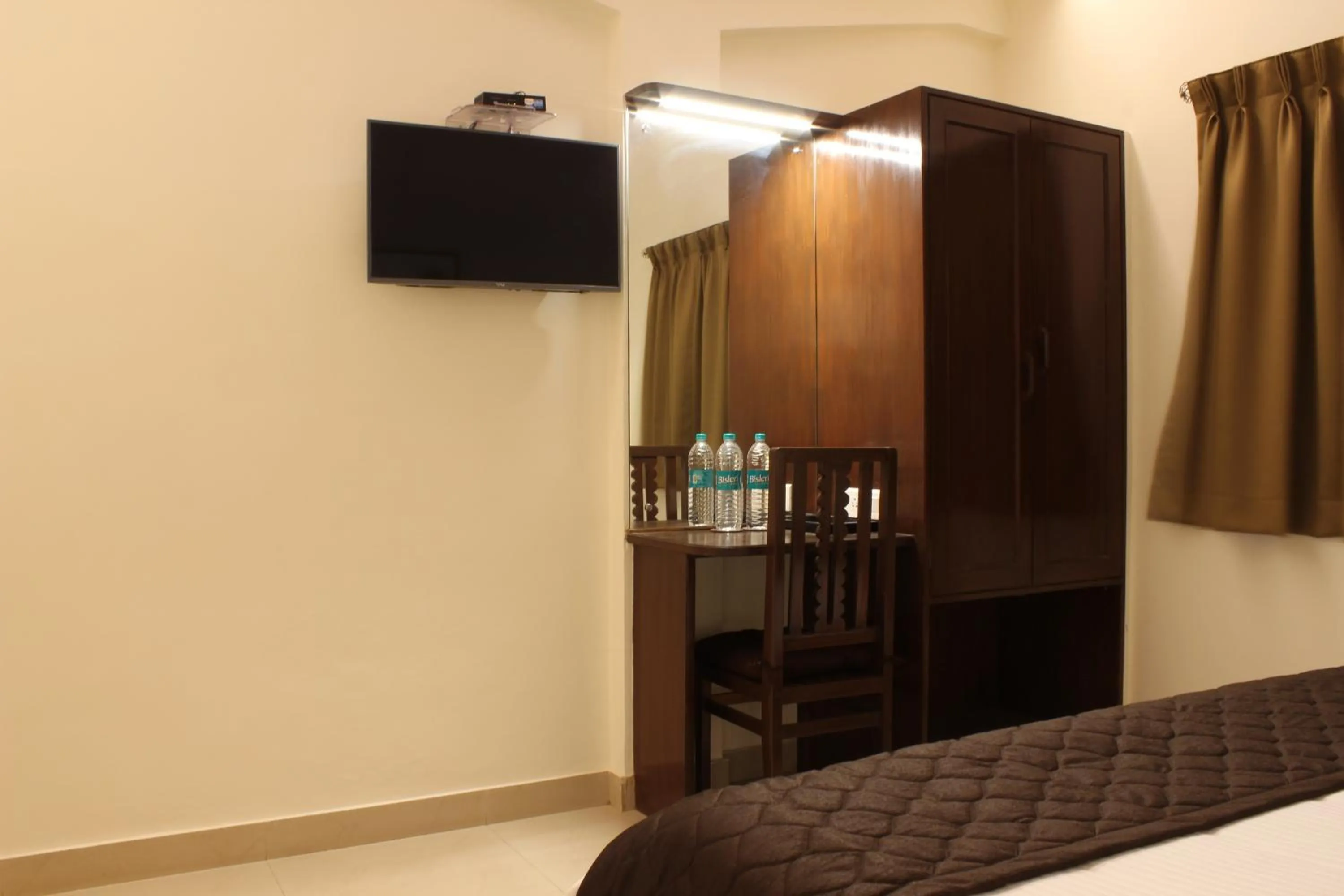 TV and multimedia in Ria Residency