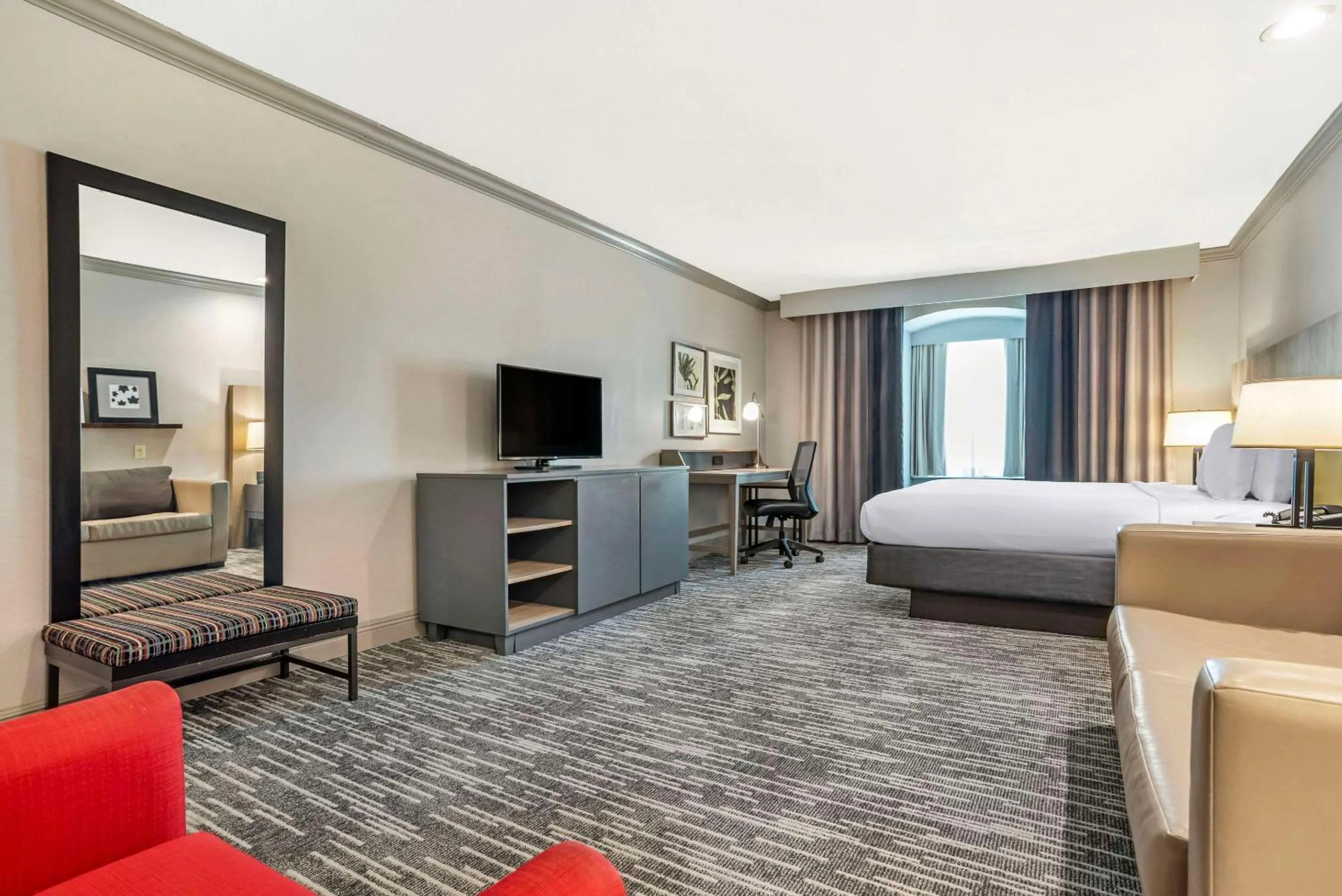 Bedroom, Bed in Country Inn & Suites by Radisson, Metairie New Orleans , LA