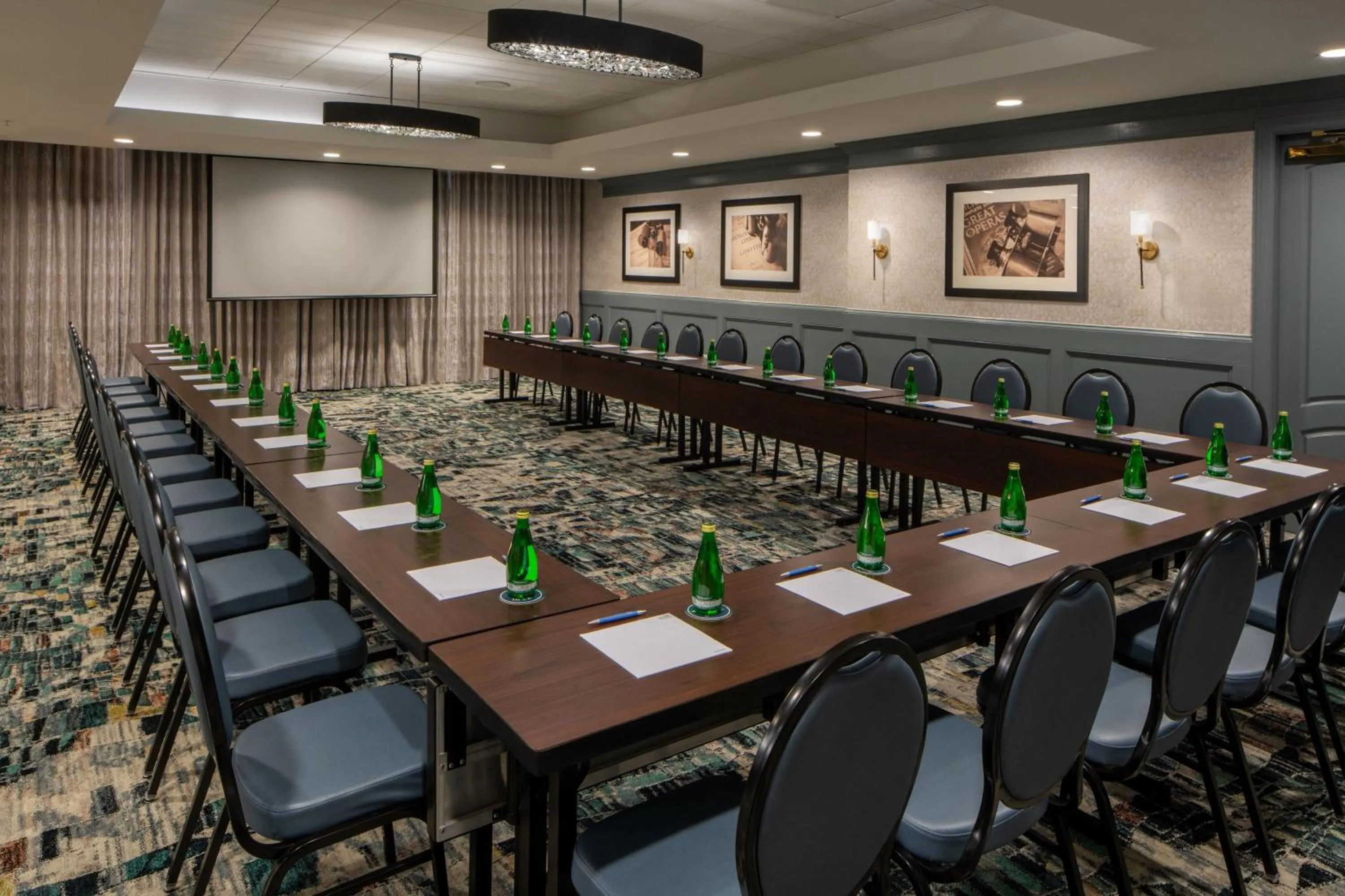 Meeting/conference room in Four Points by Sheraton French Quarter