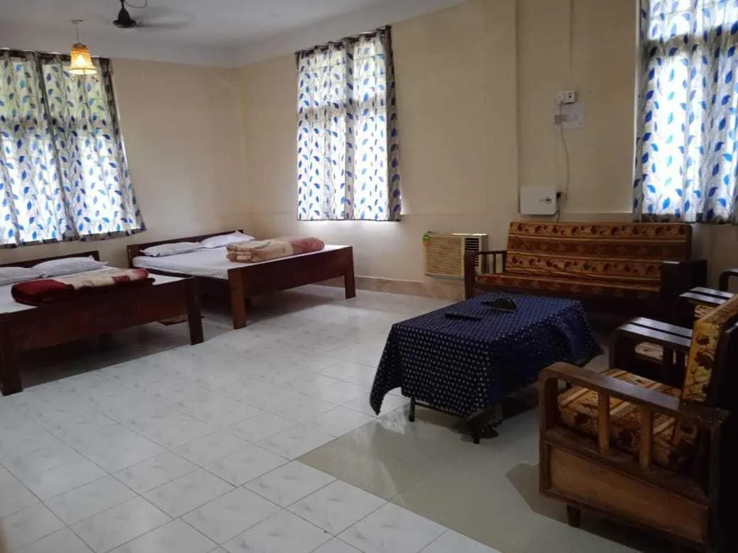 Bedroom in Hotel O Aashna