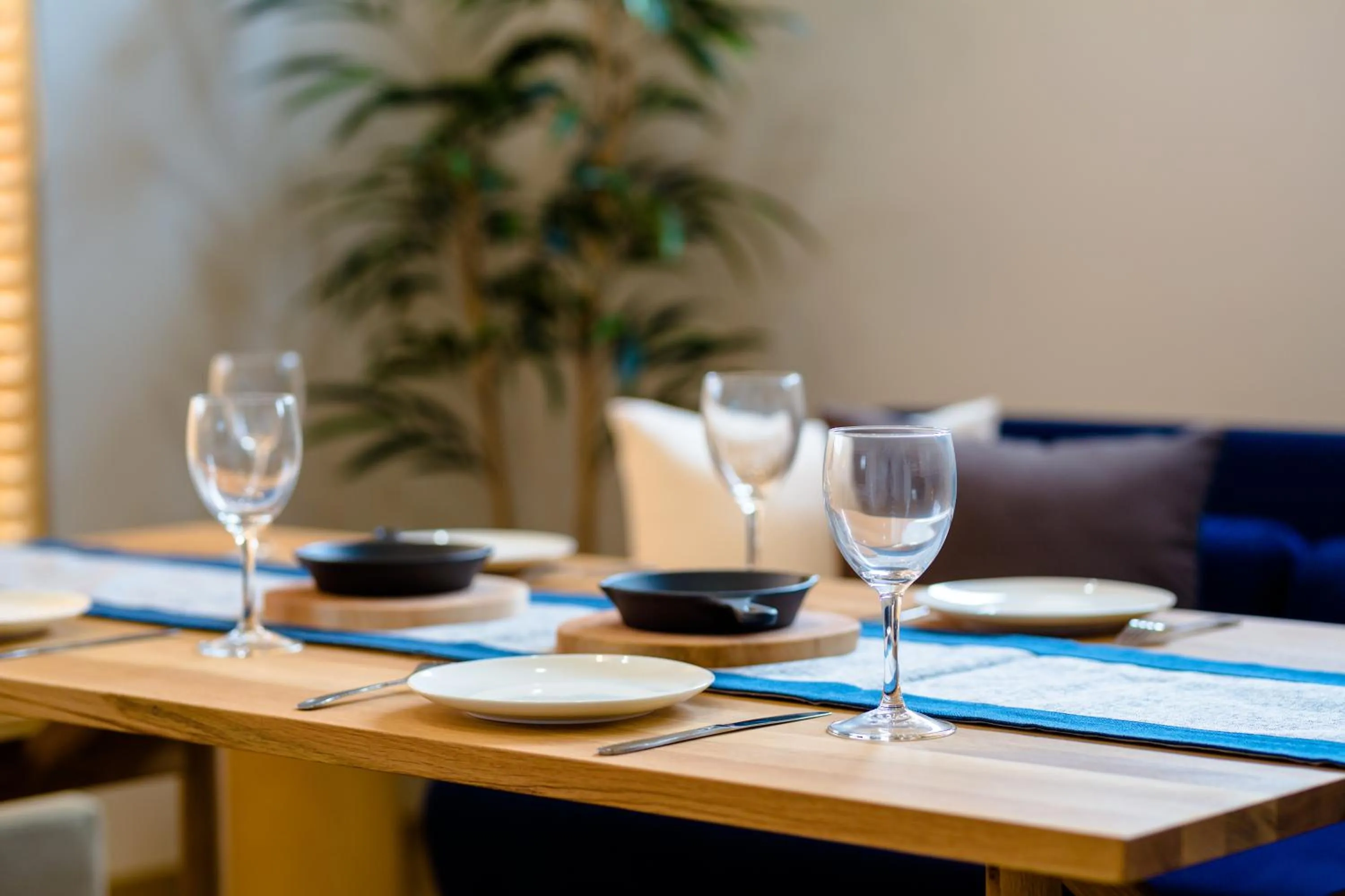 Seating area in FUJI-AKATSUKI Kuu