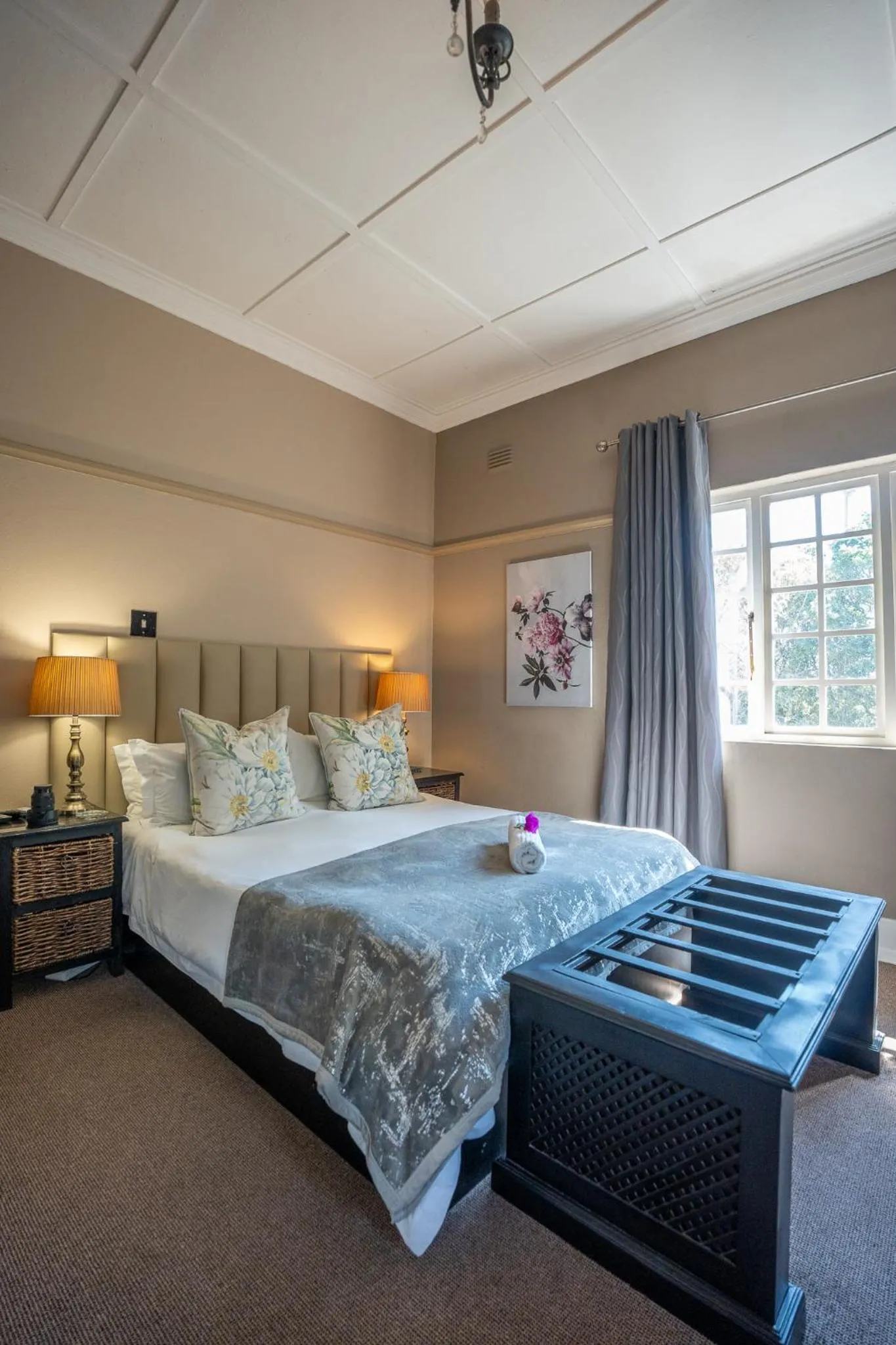 Bed in Palm Tree Manor