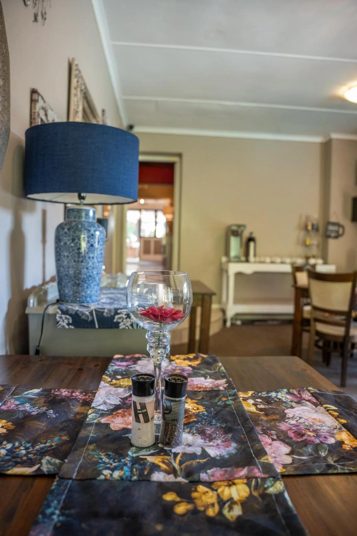 Dining area in Palm Tree Manor