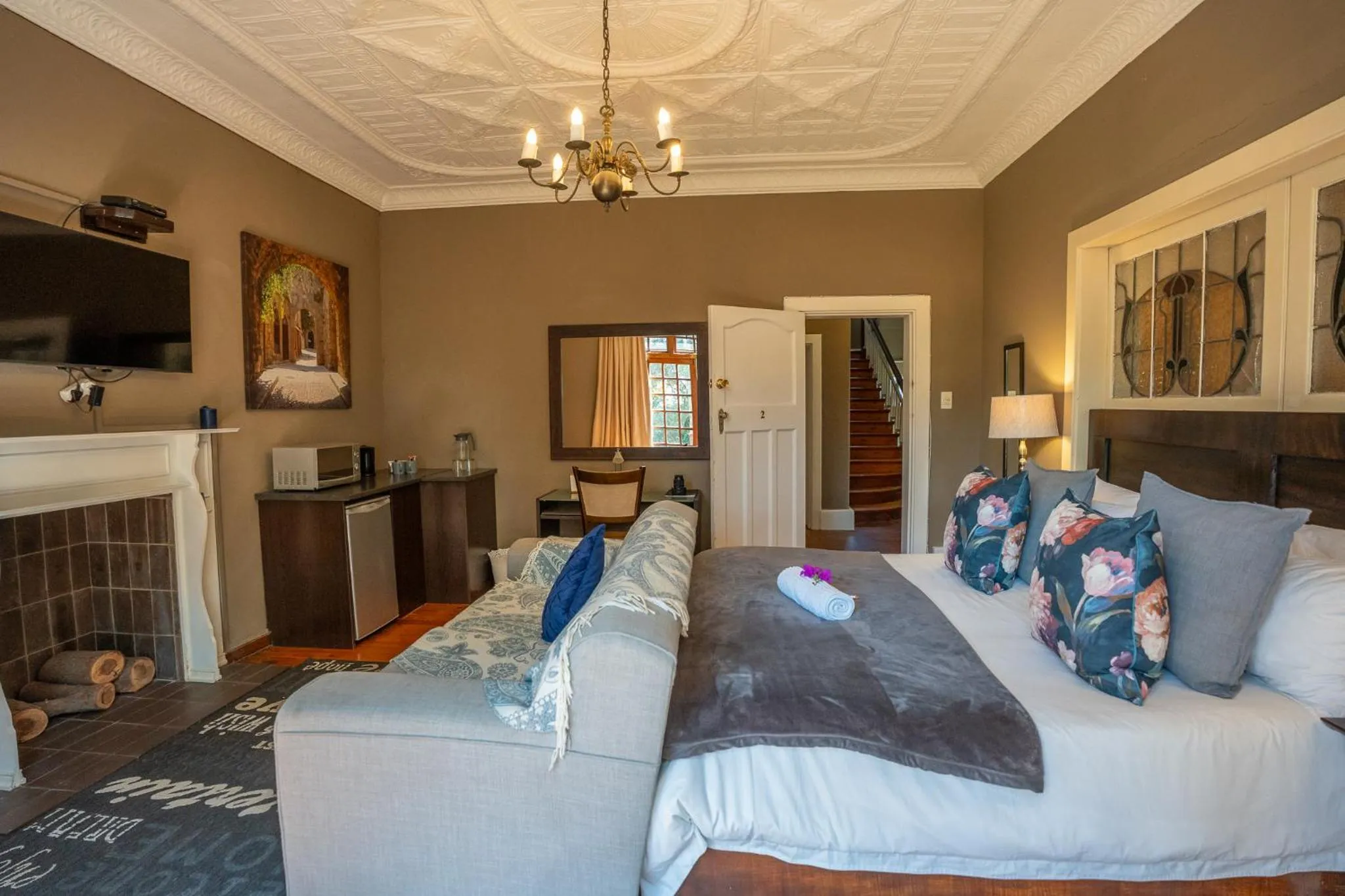 Bedroom in Palm Tree Manor