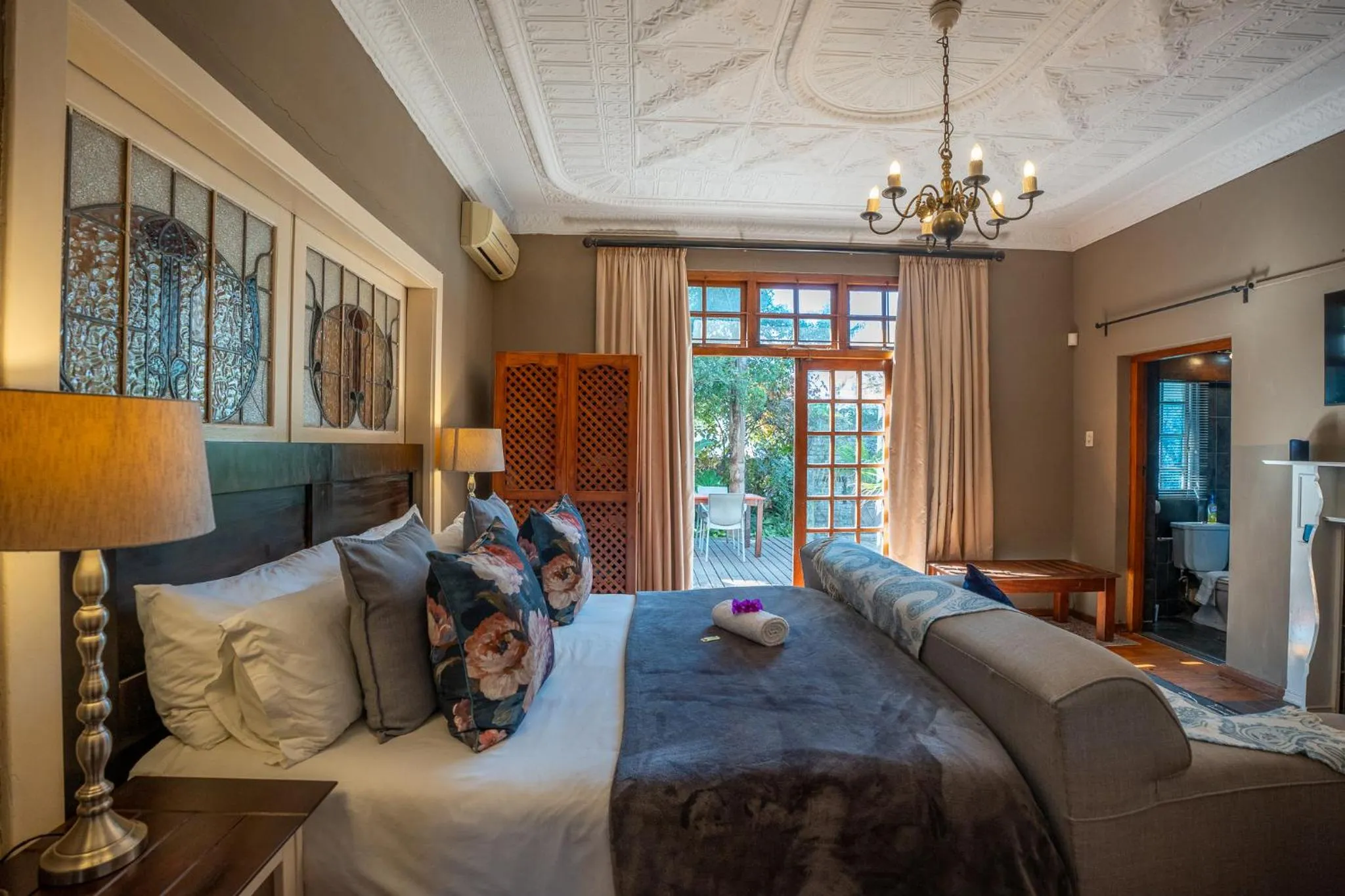 Bed in Palm Tree Manor