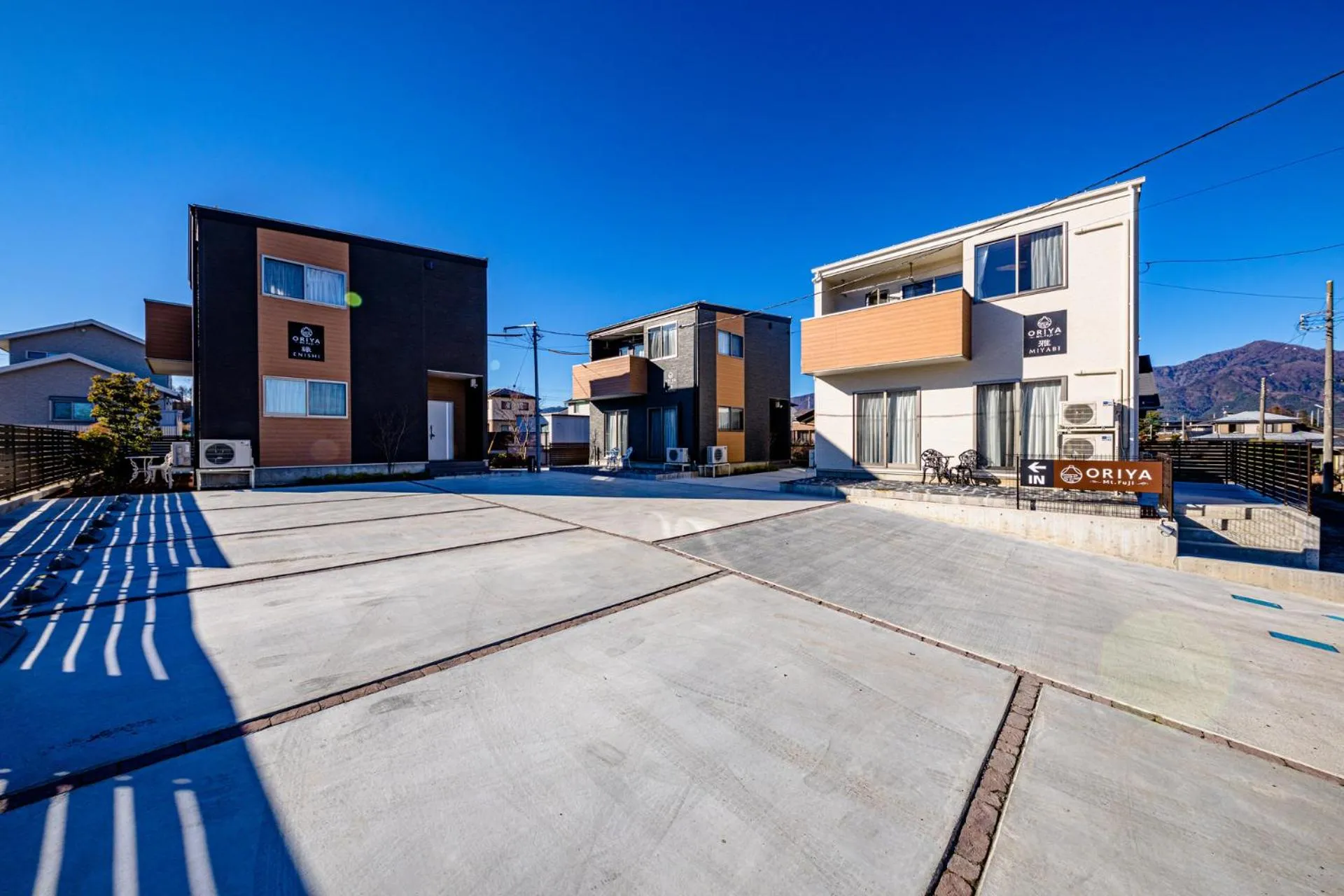 Property building in 22 ORIYA Mt Fuji -錦NISHIKI-