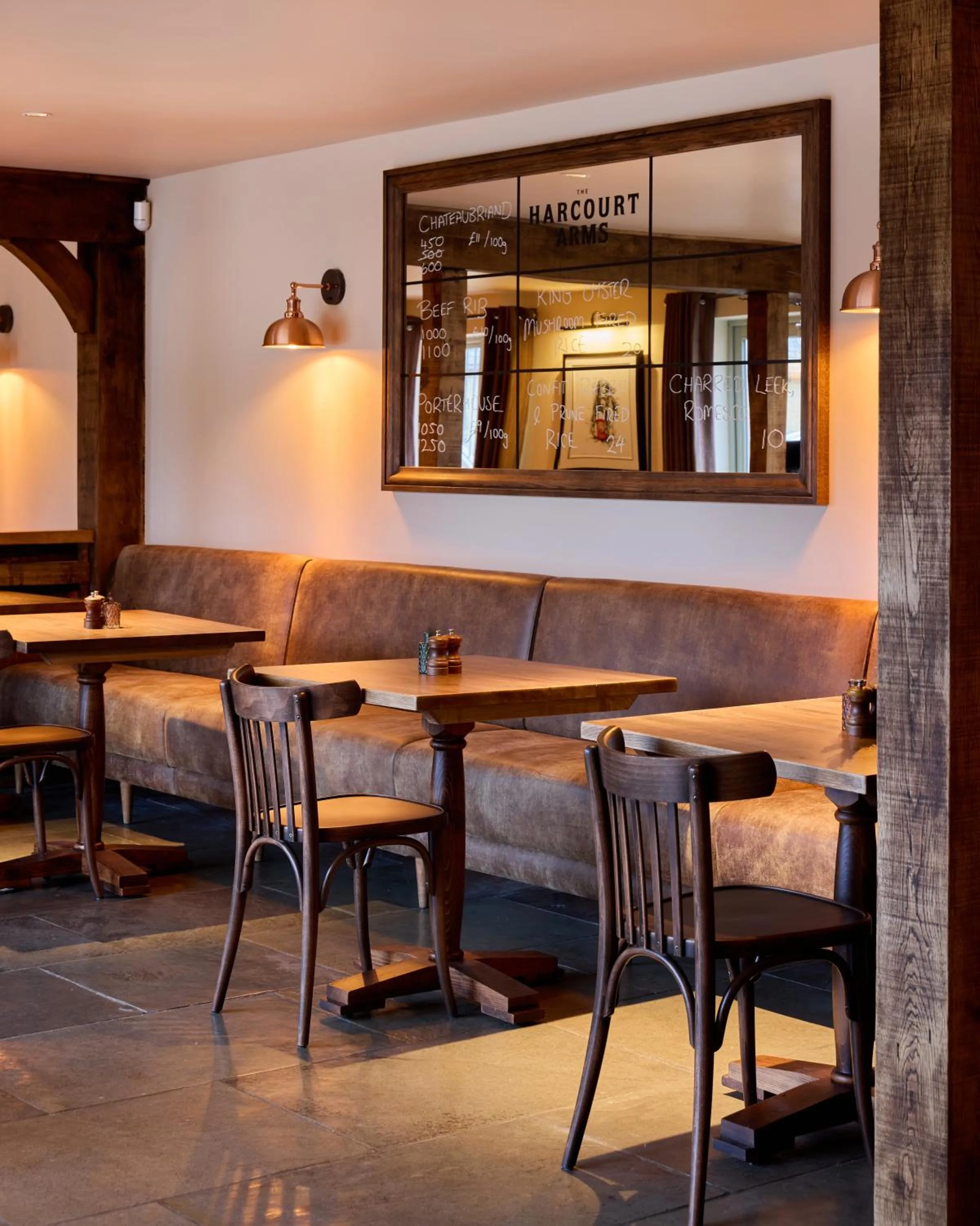 Restaurant/places to eat in The Harcourt Arms