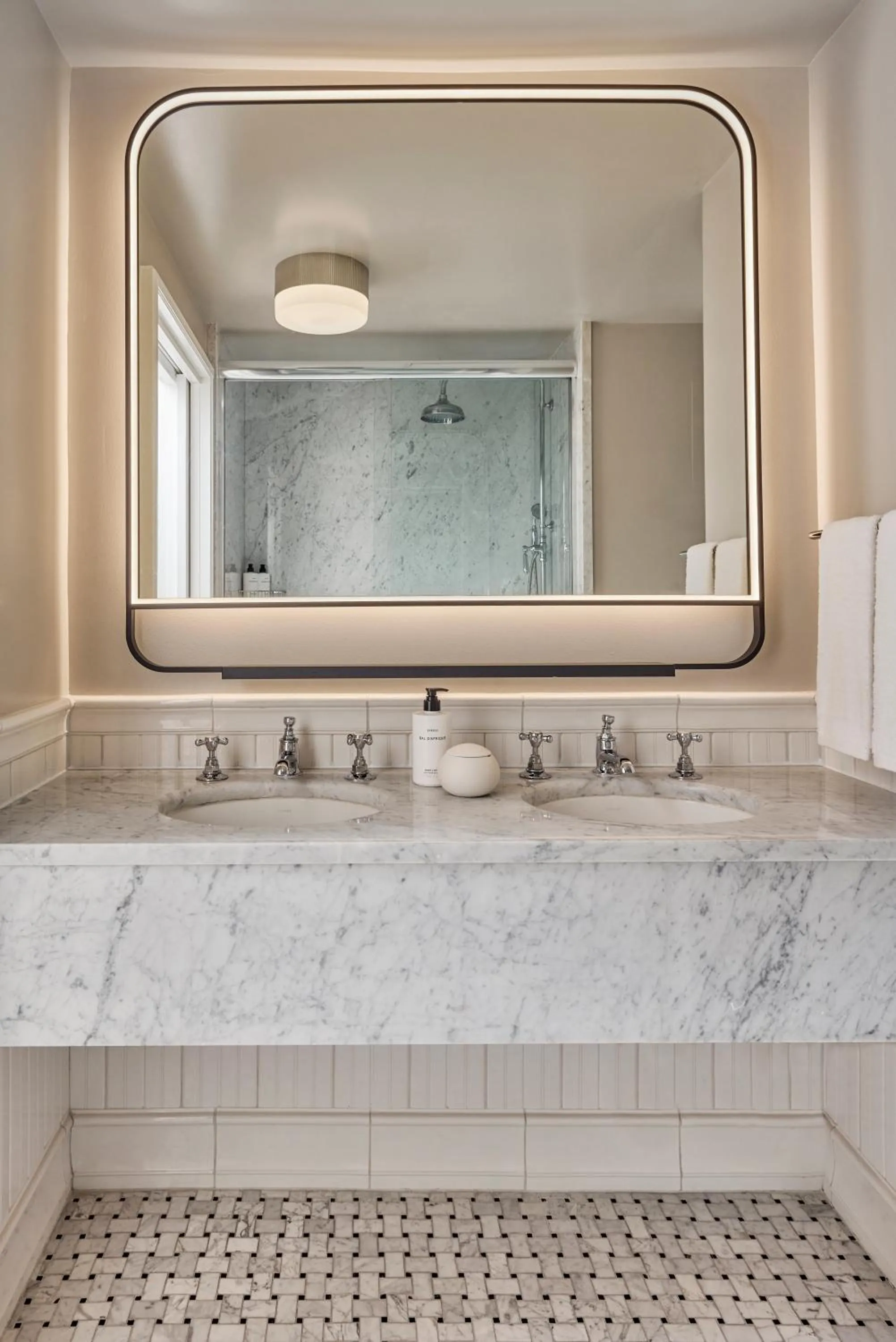 Bathroom in Cameo Beverly Hills