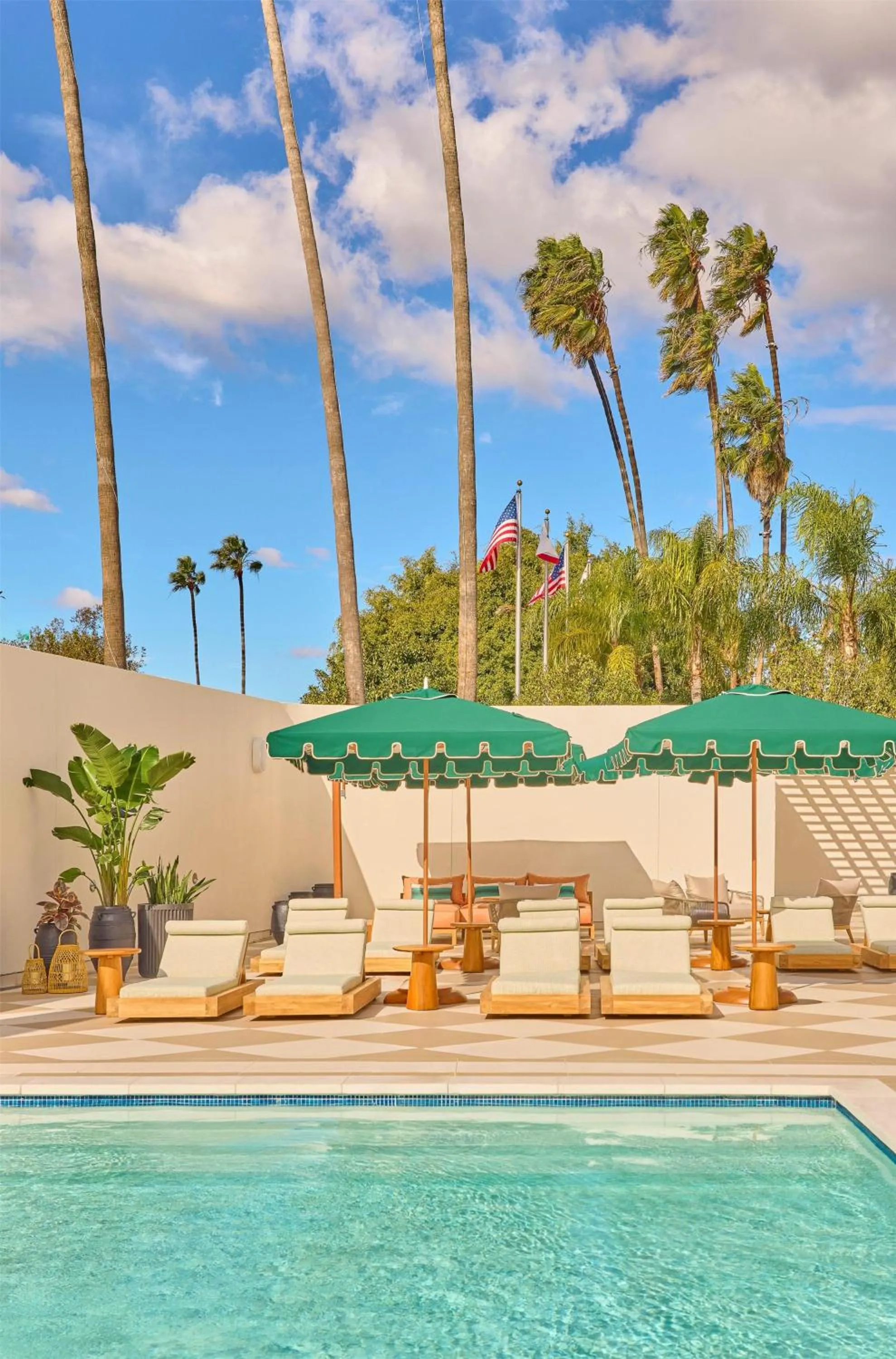 Pool view in Cameo Beverly Hills, LXR Hotels & Resorts