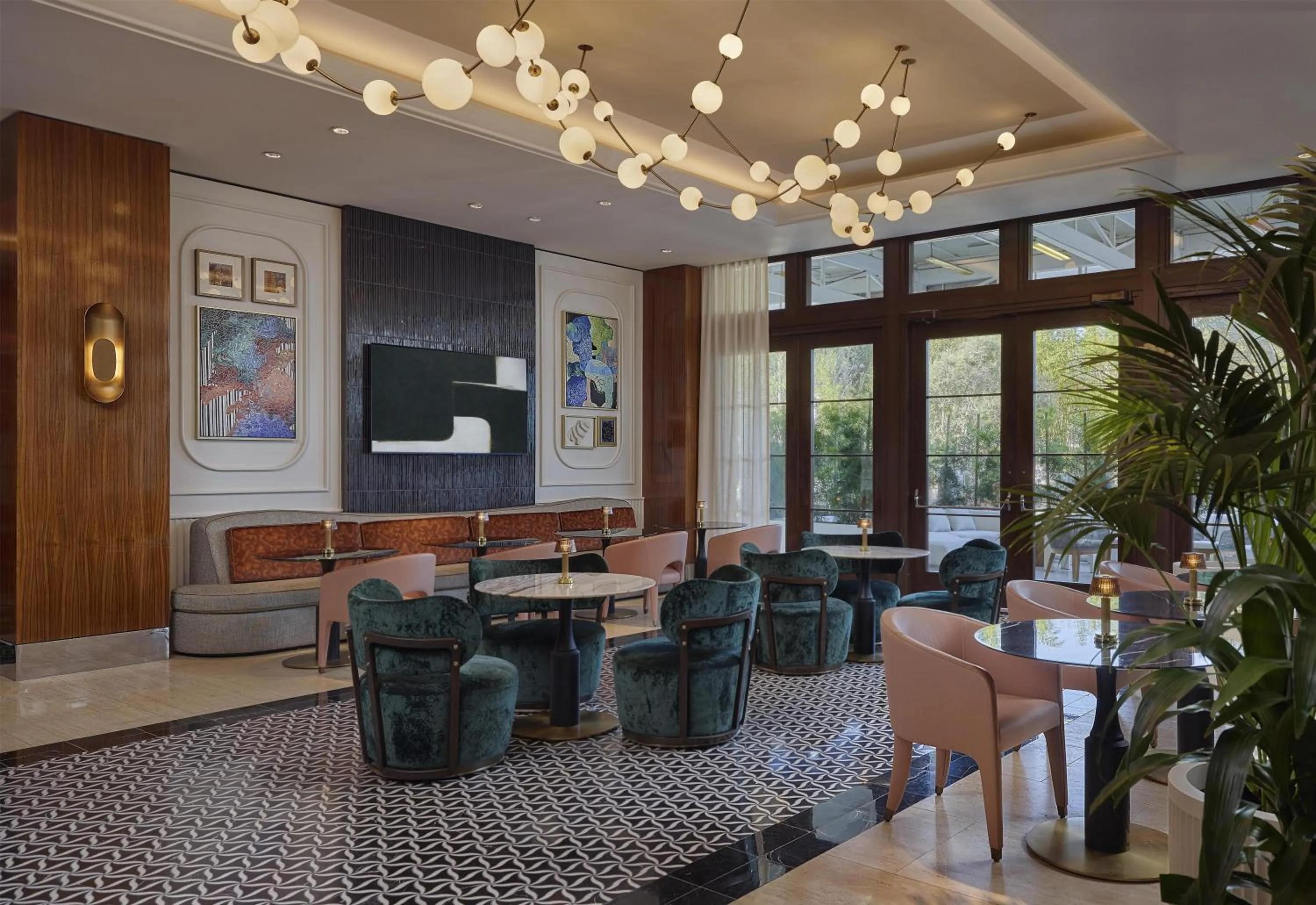 Meeting/conference room in Cameo Beverly Hills