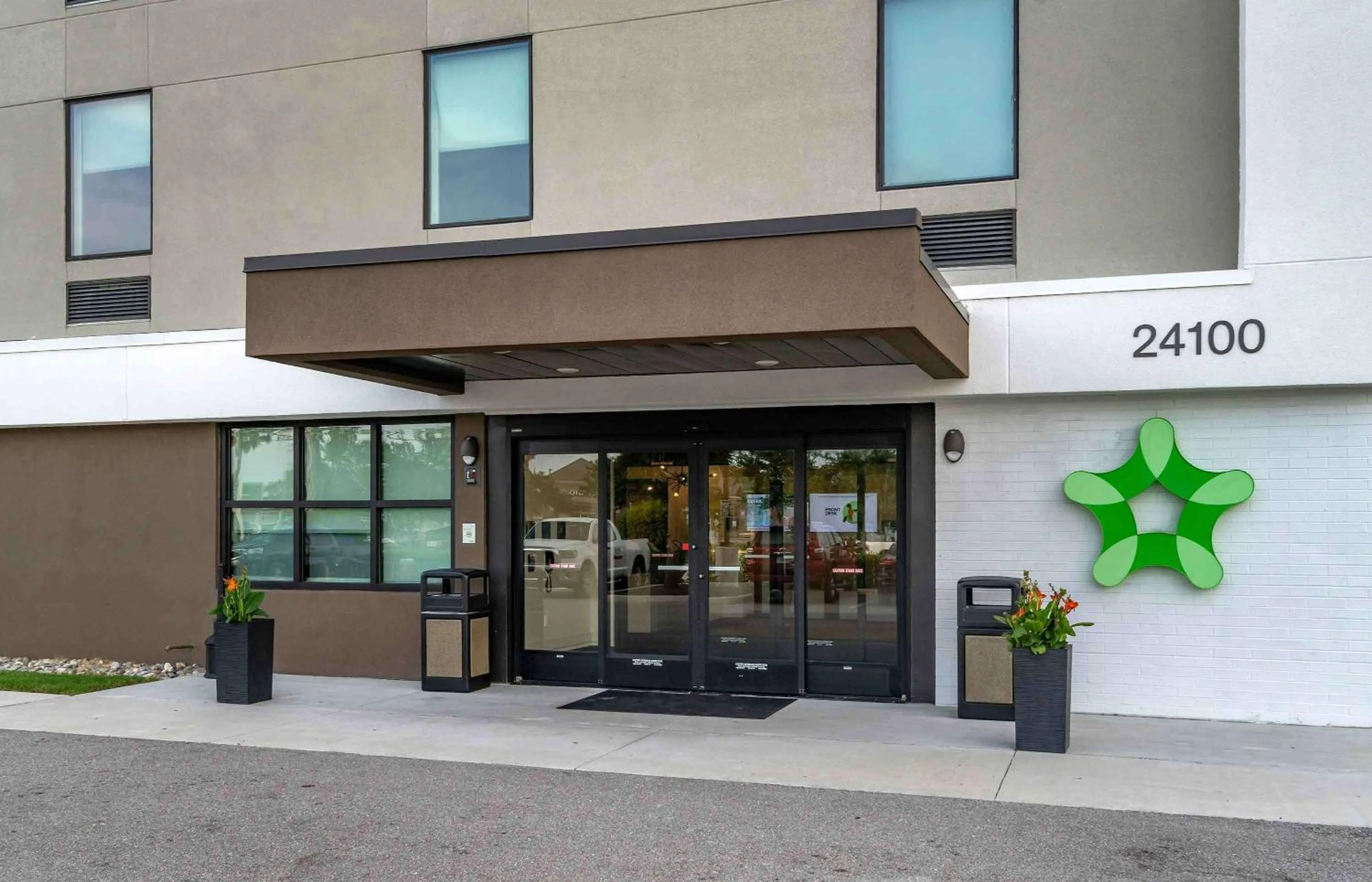 Property building in Extended Stay America Premier Suites - Port Charlotte - I-75