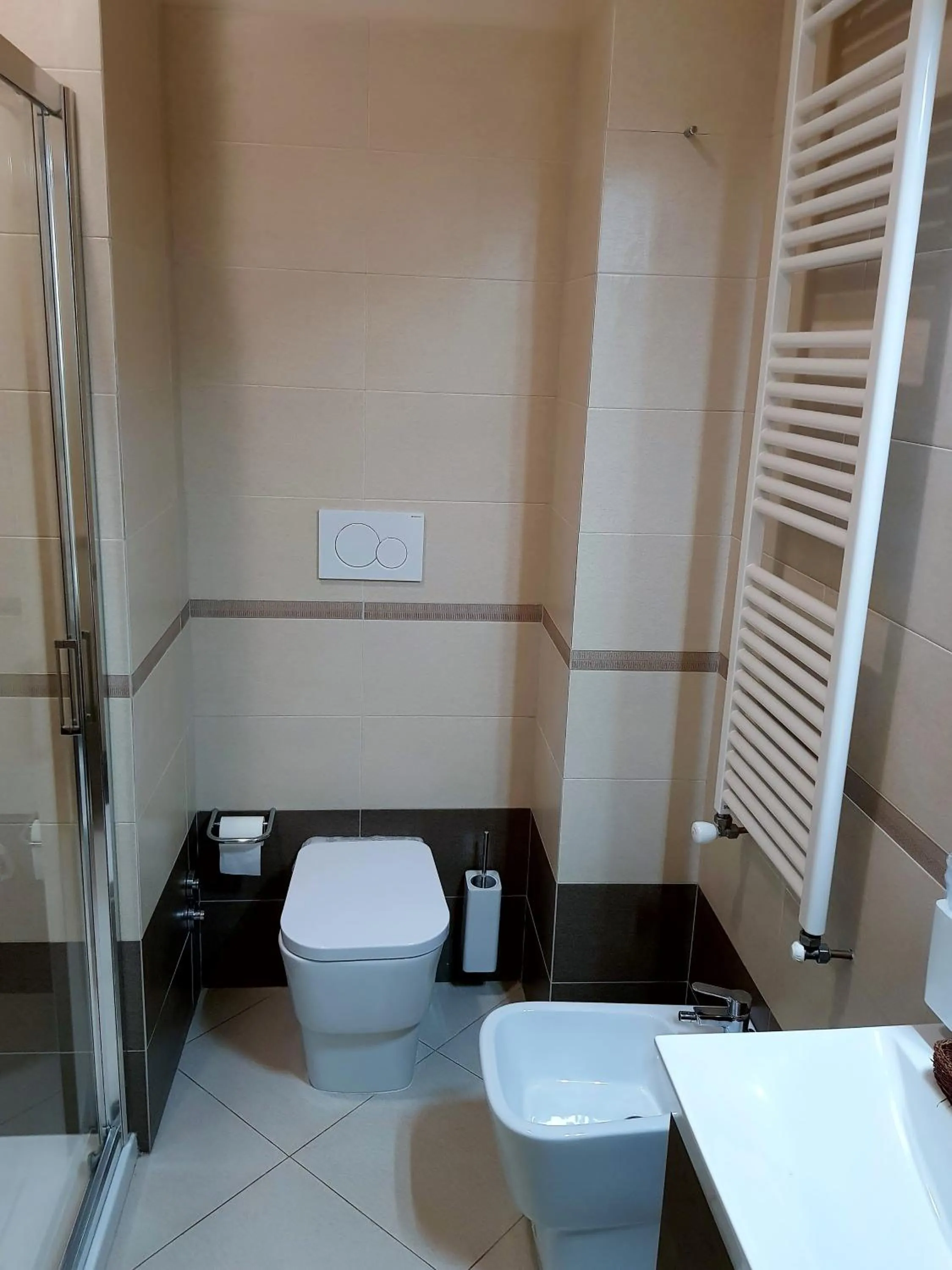 Toilet in Hotel Biondi