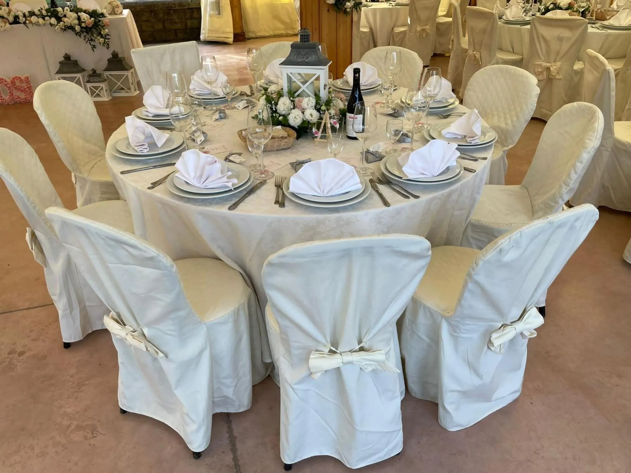 Restaurant/places to eat in Assia Spa