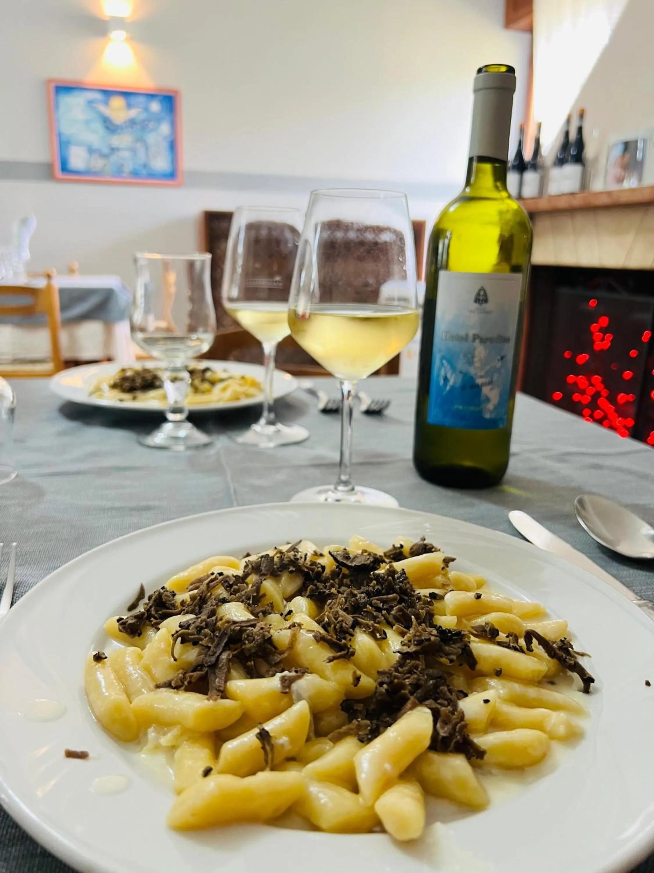 Food and drinks in Hotel Paradiso