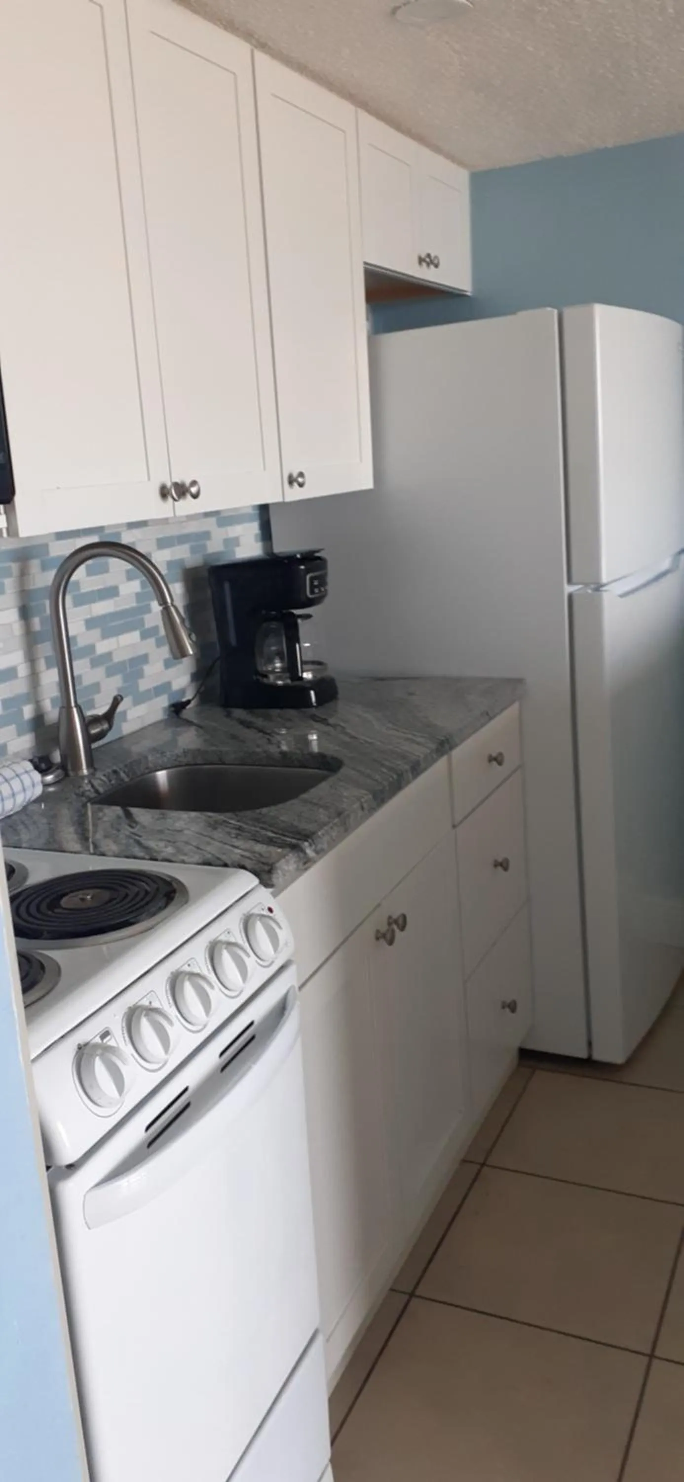 Daytona Beach Hawaiian Inn