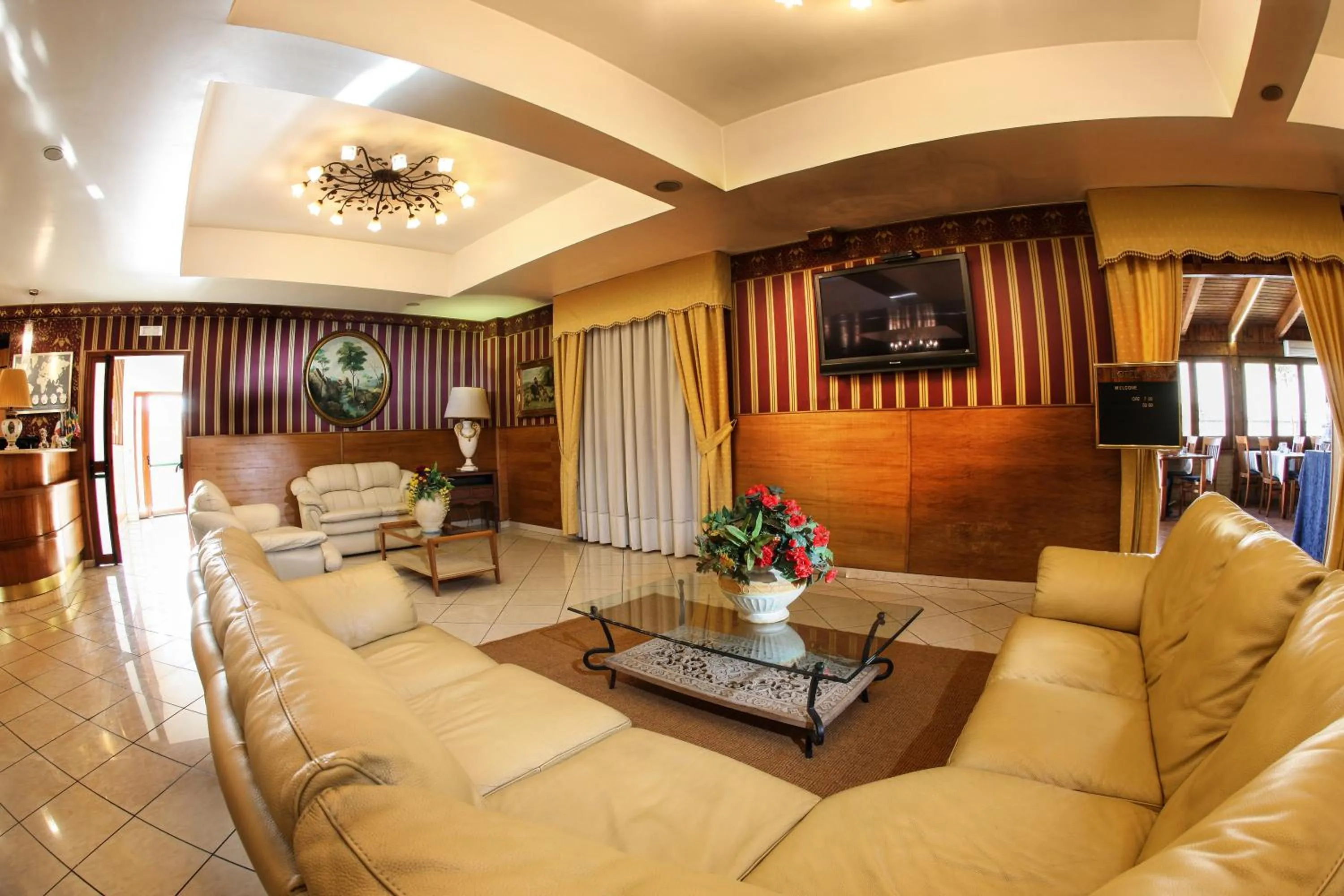 Lobby or reception in Hotel Max