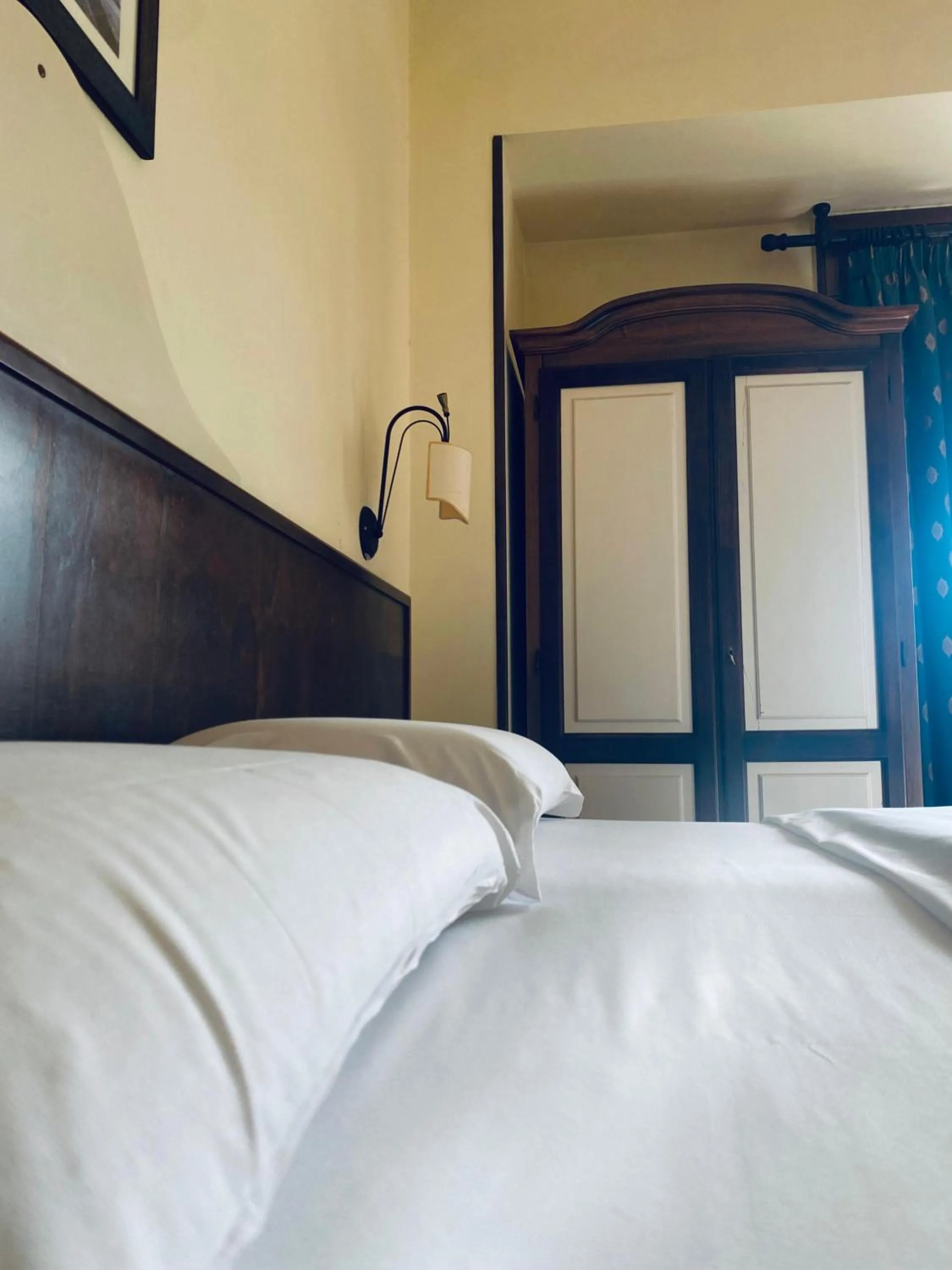 Photo of the whole room, Bed in Hotel Max