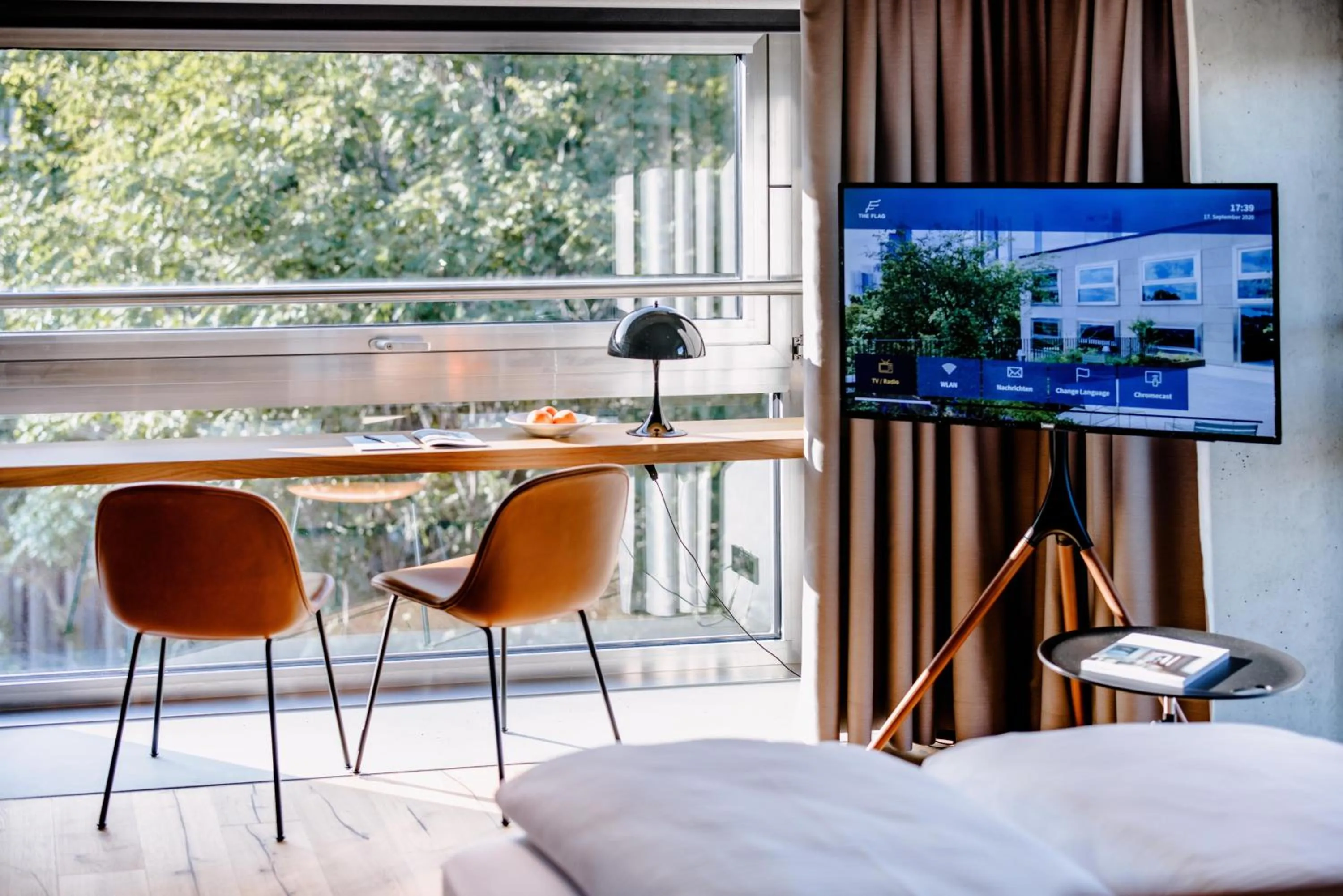 TV and multimedia, Bed in THE FLAG West M.