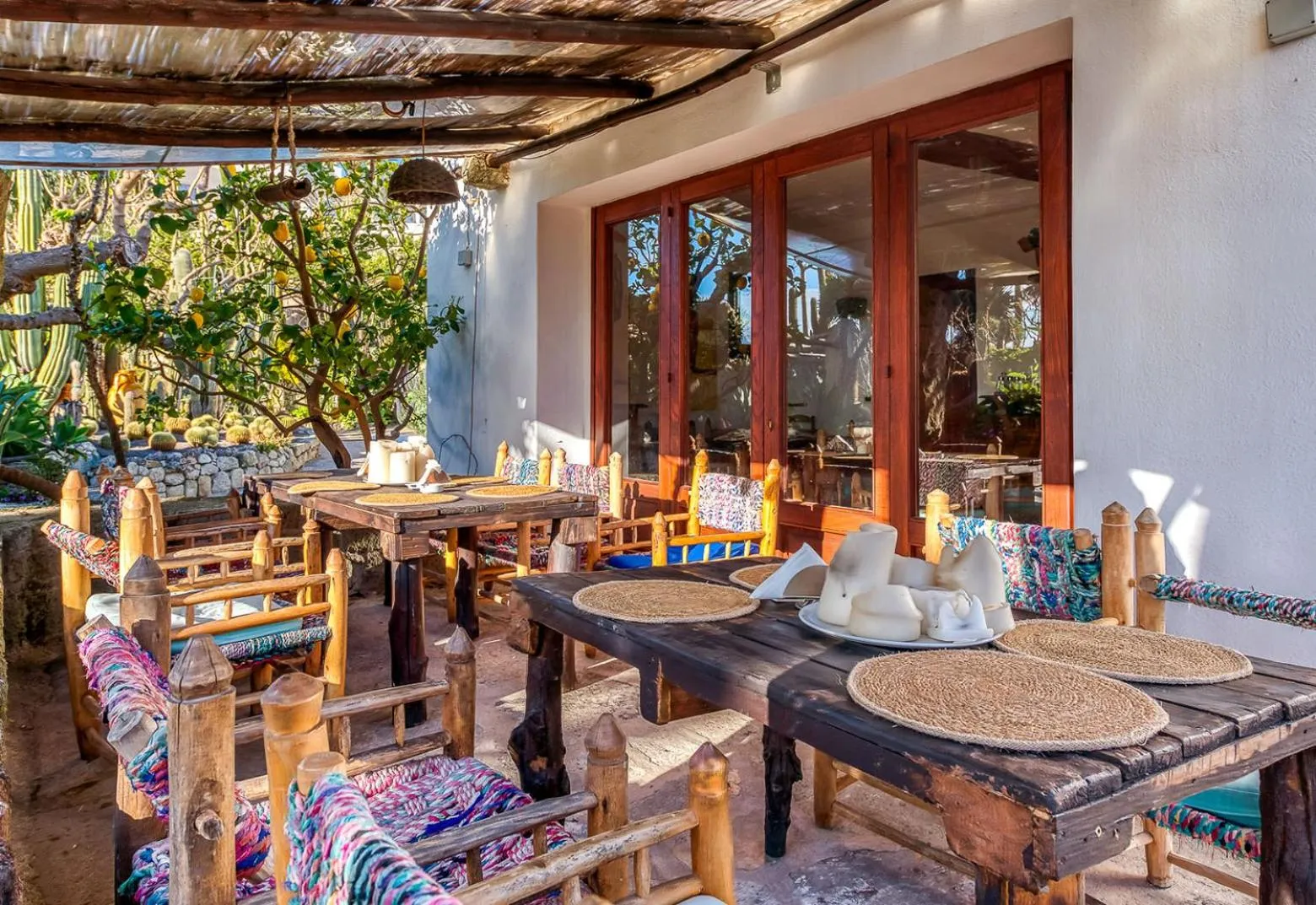 Restaurant/places to eat in Villa Ravino Secret Retreat