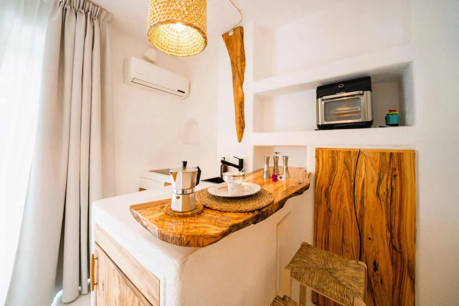 Kitchen or kitchenette in Villa Ravino Secret Retreat