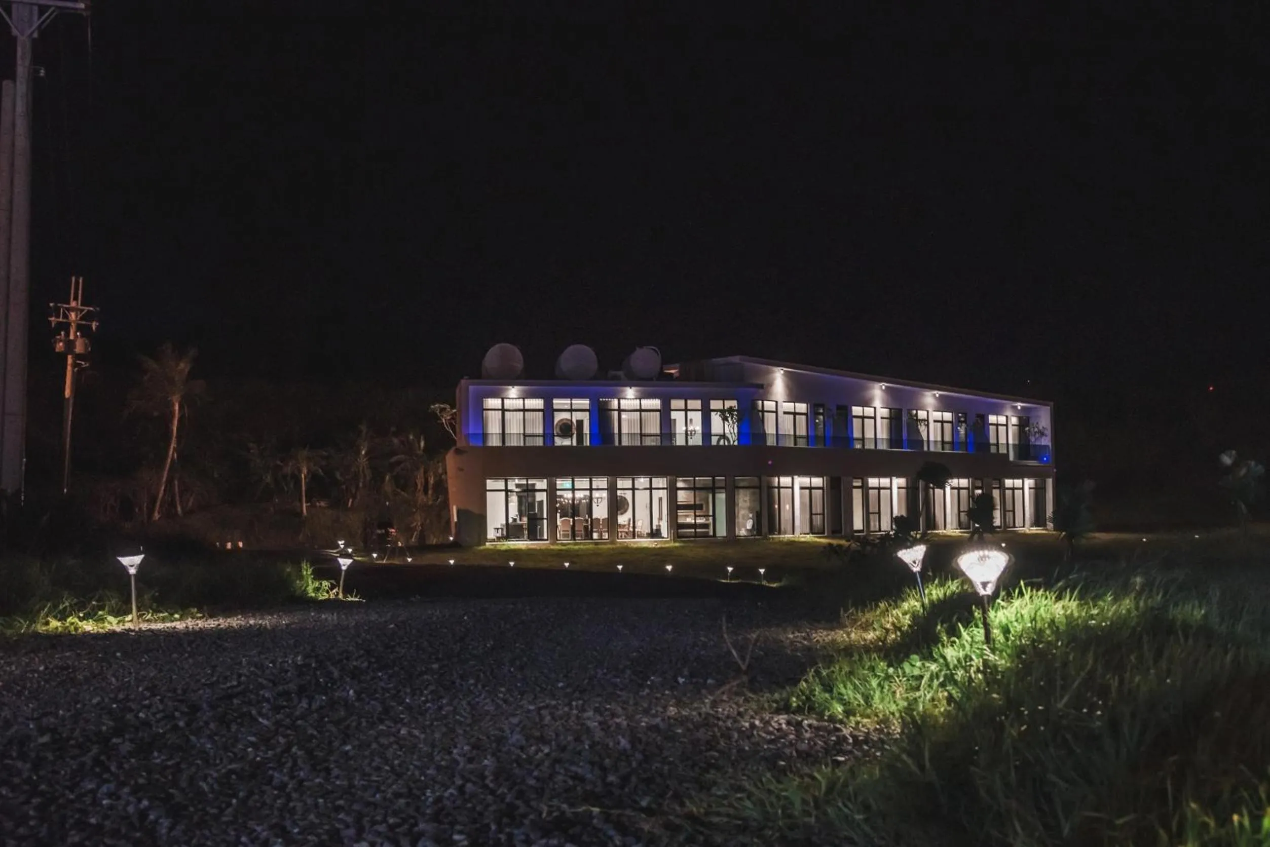 Property building in Cloud 9 Panorama