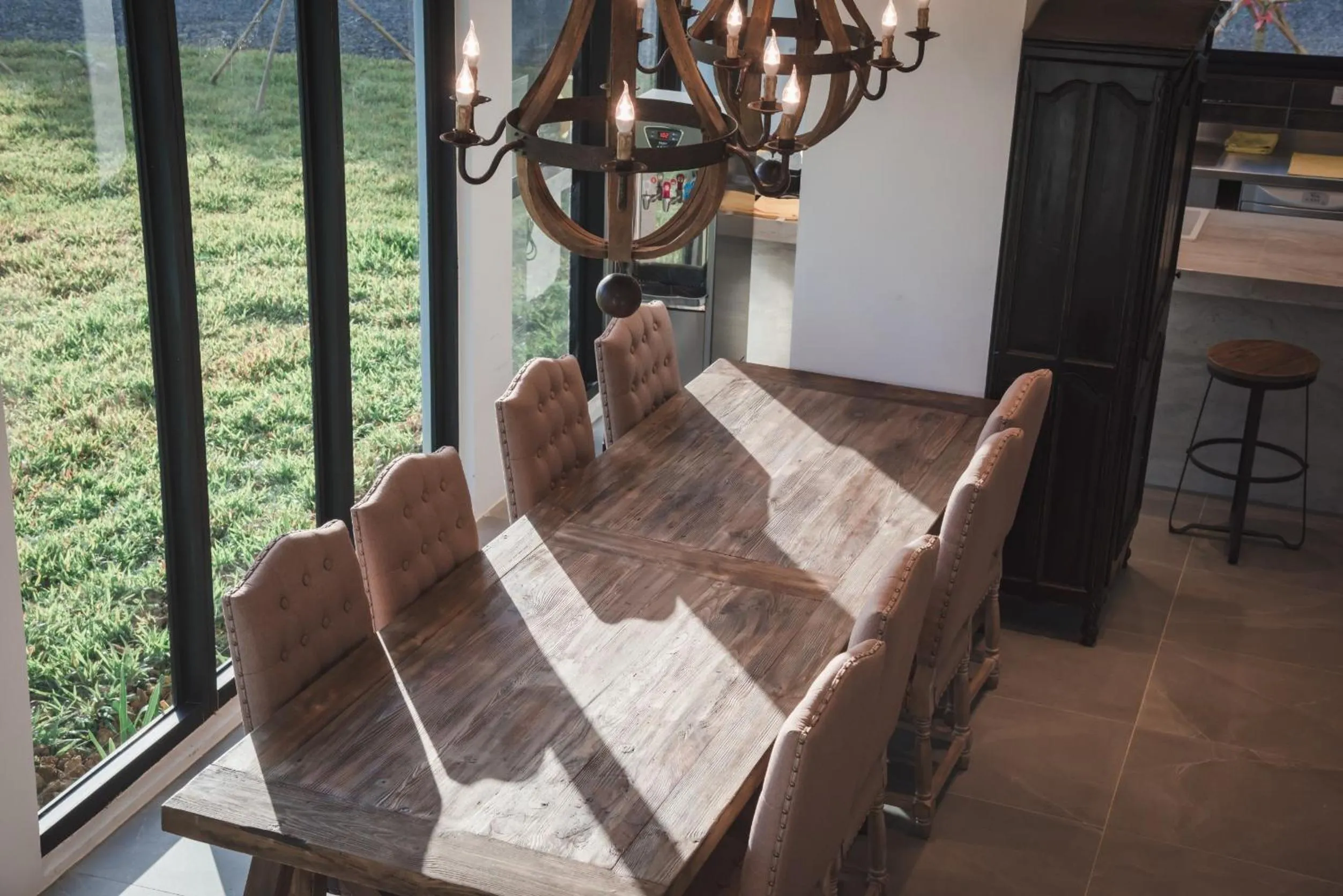 Dining area in Cloud 9 Panorama