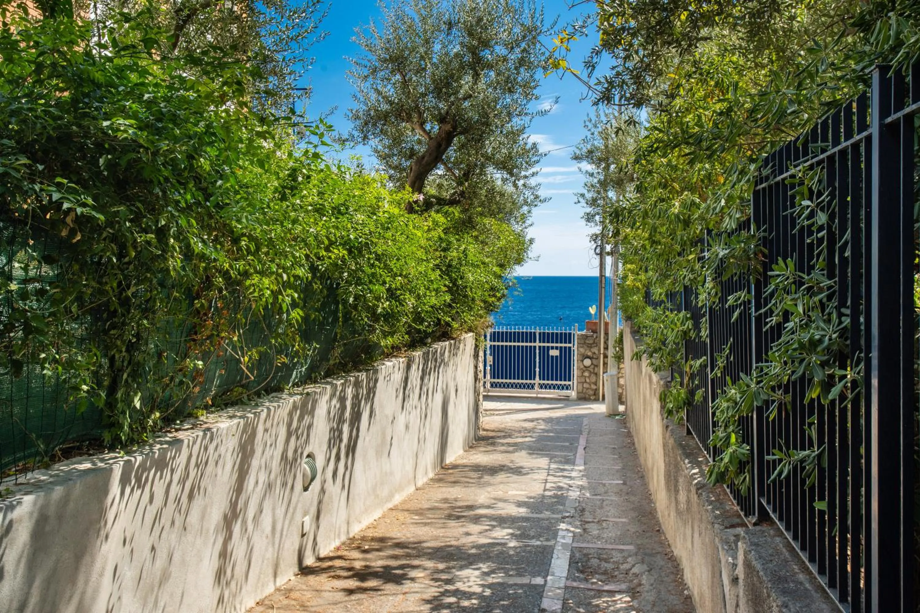 Facade/entrance in RELAIS TRITONE