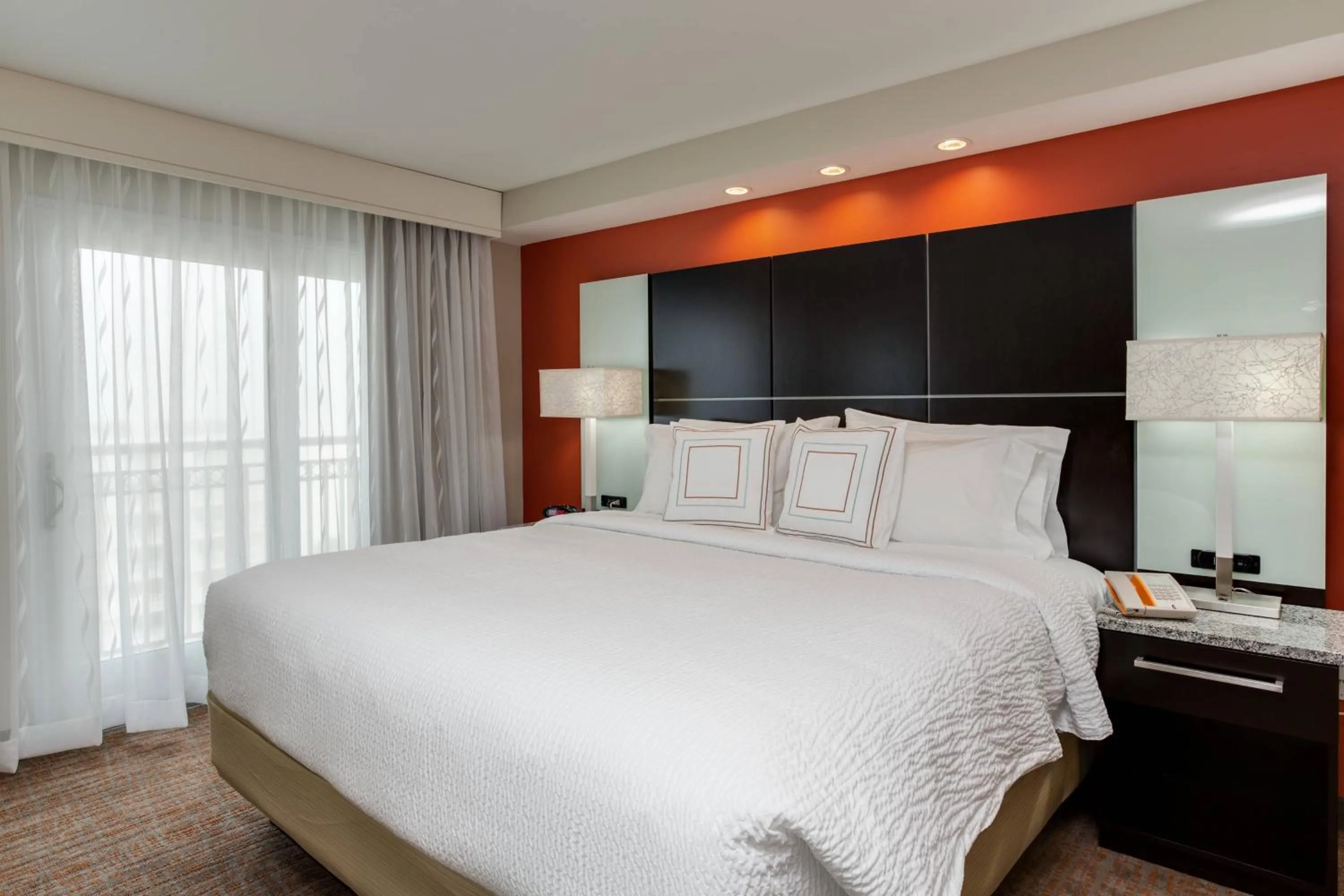 Bedroom, Bed in Residence Inn by Marriott Daytona Beach Oceanfront