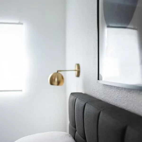 Bedroom in The Nightingale Motel