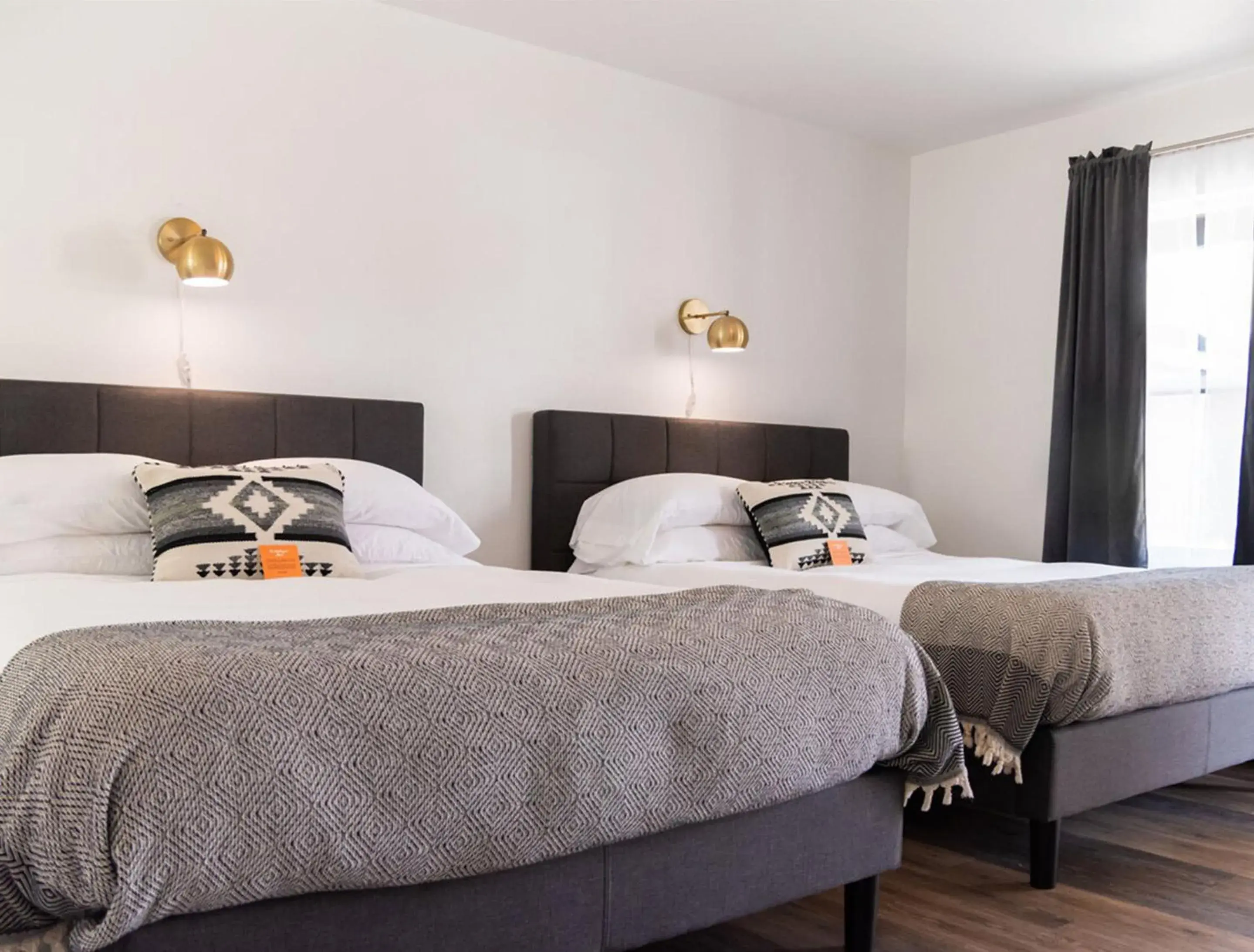 Double Room in The Nightingale Motel Double Room in The Nightingale Motel