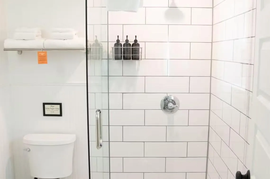 Bathroom in The Nightingale Motel