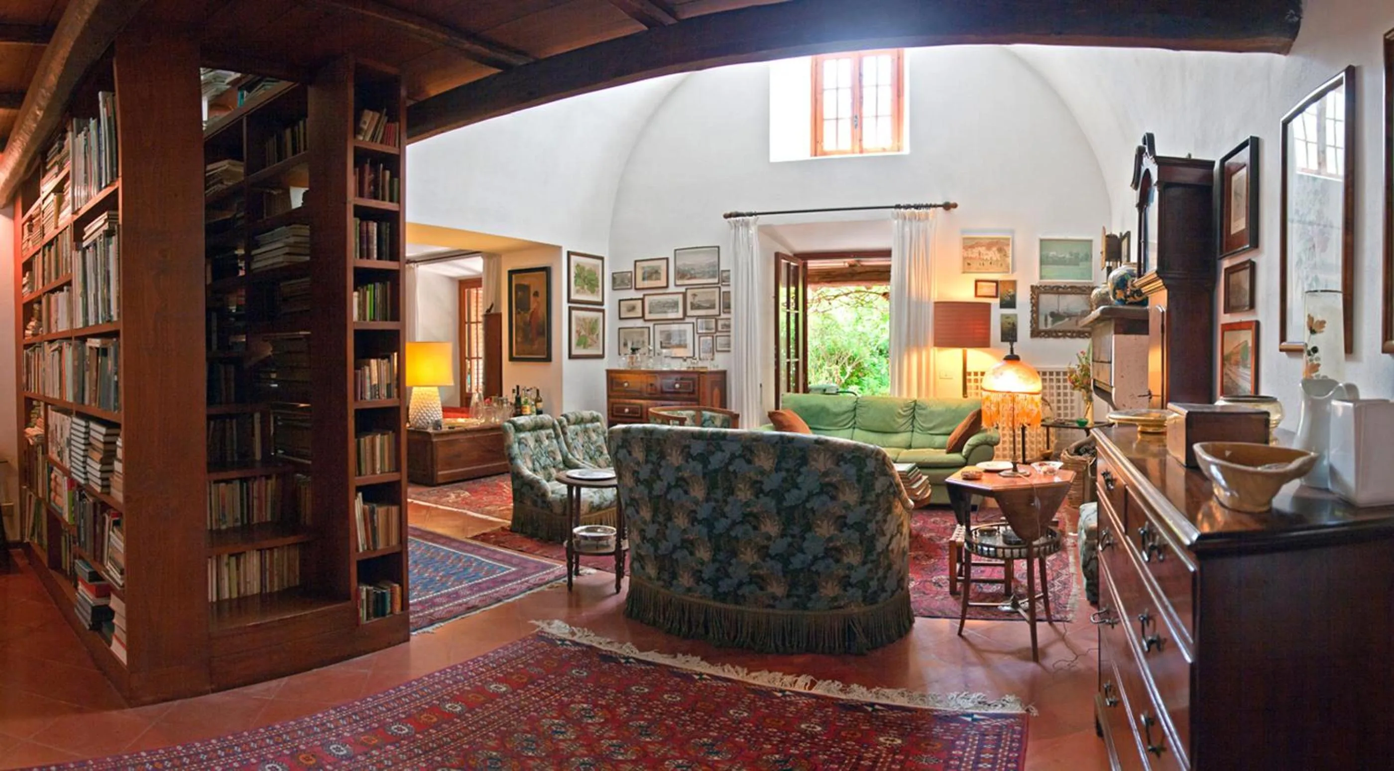 Communal lounge/ TV room in Il Glicine La Piana dei Colli