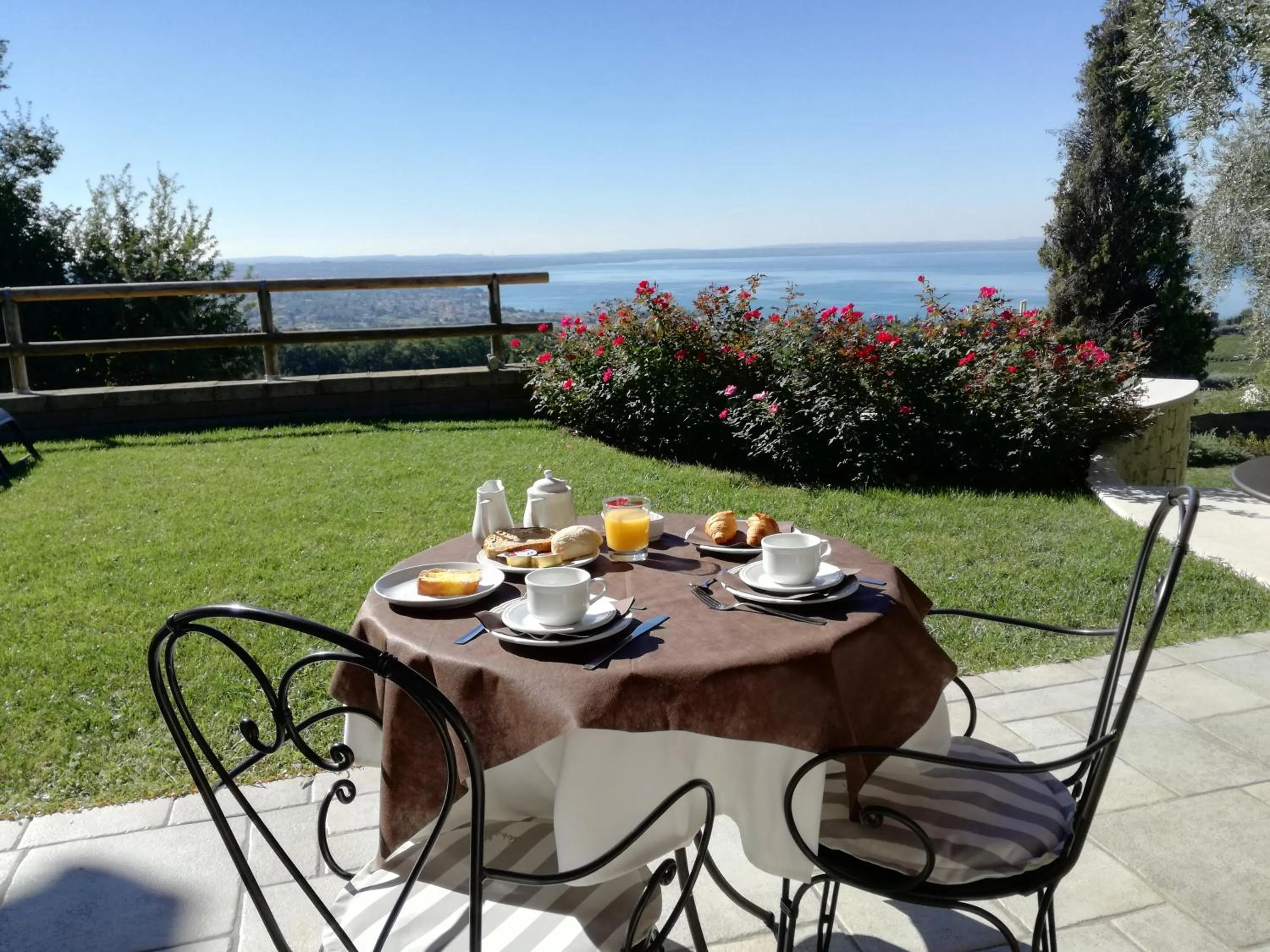 Lake view in Relais Colle San Giorgio