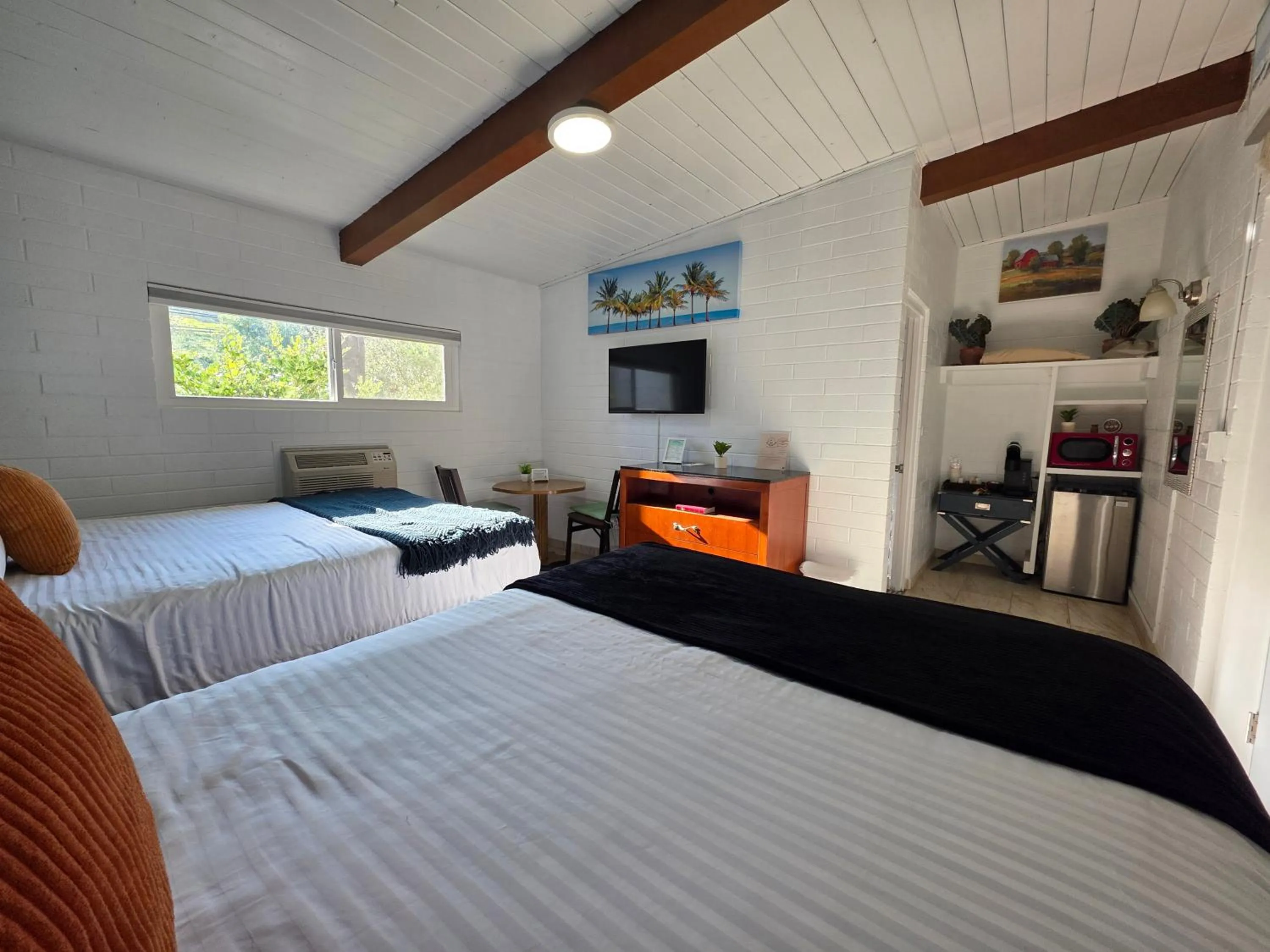 Bed in Sequoia Village