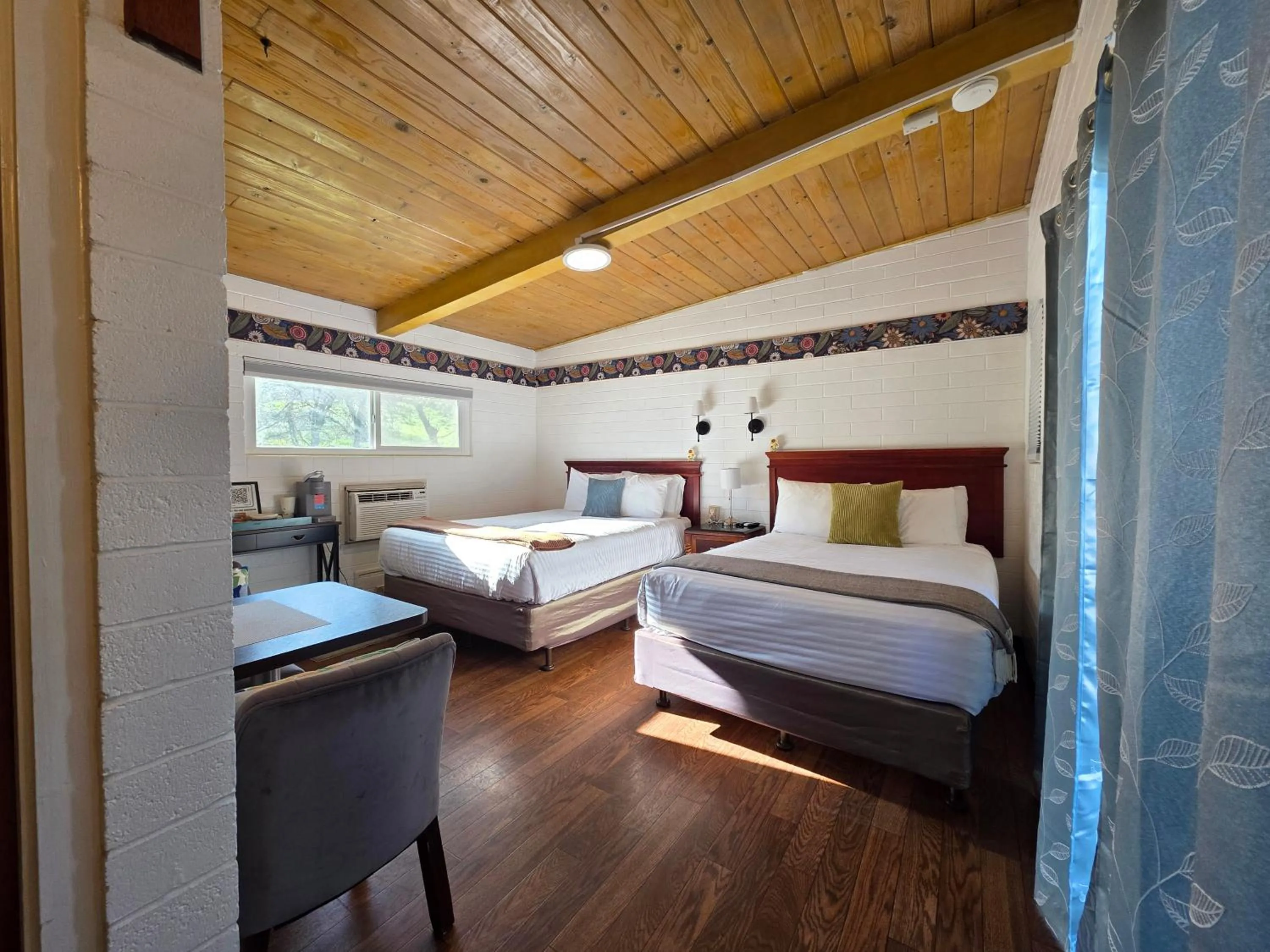 Bed in Sequoia Village