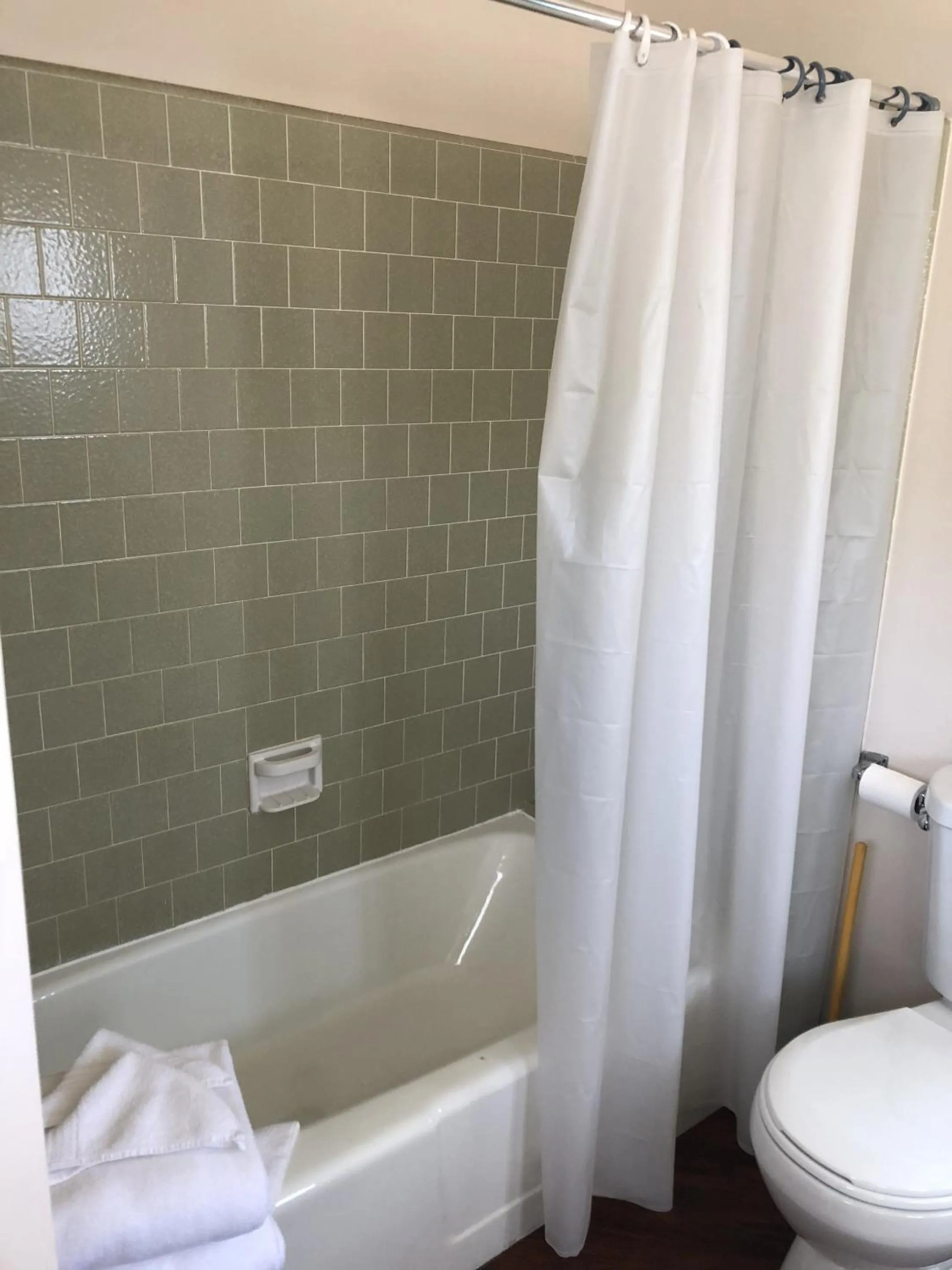 Bedroom in Sierra Lodge Three Rivers