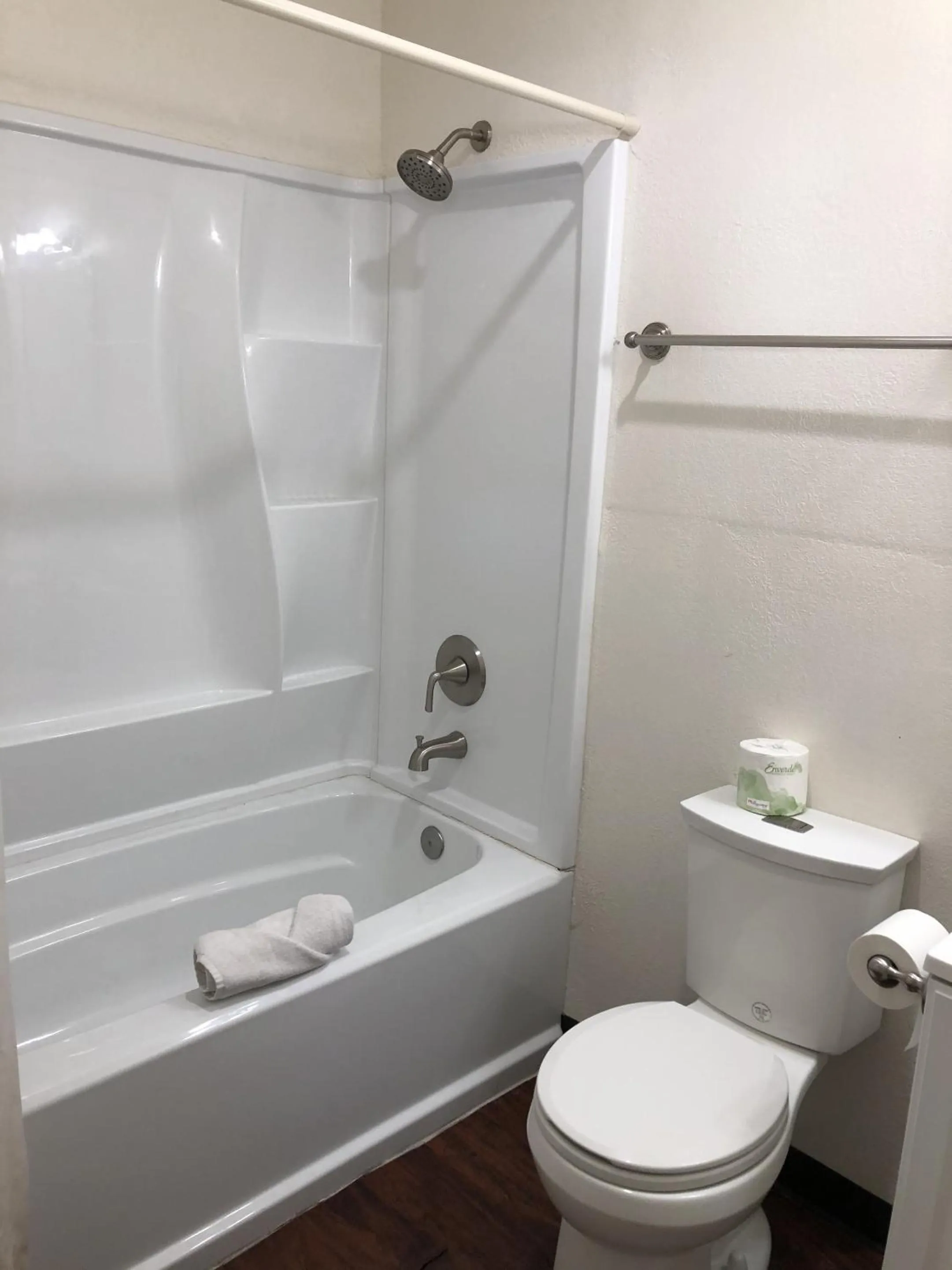 Bedroom in Sierra Lodge Three Rivers